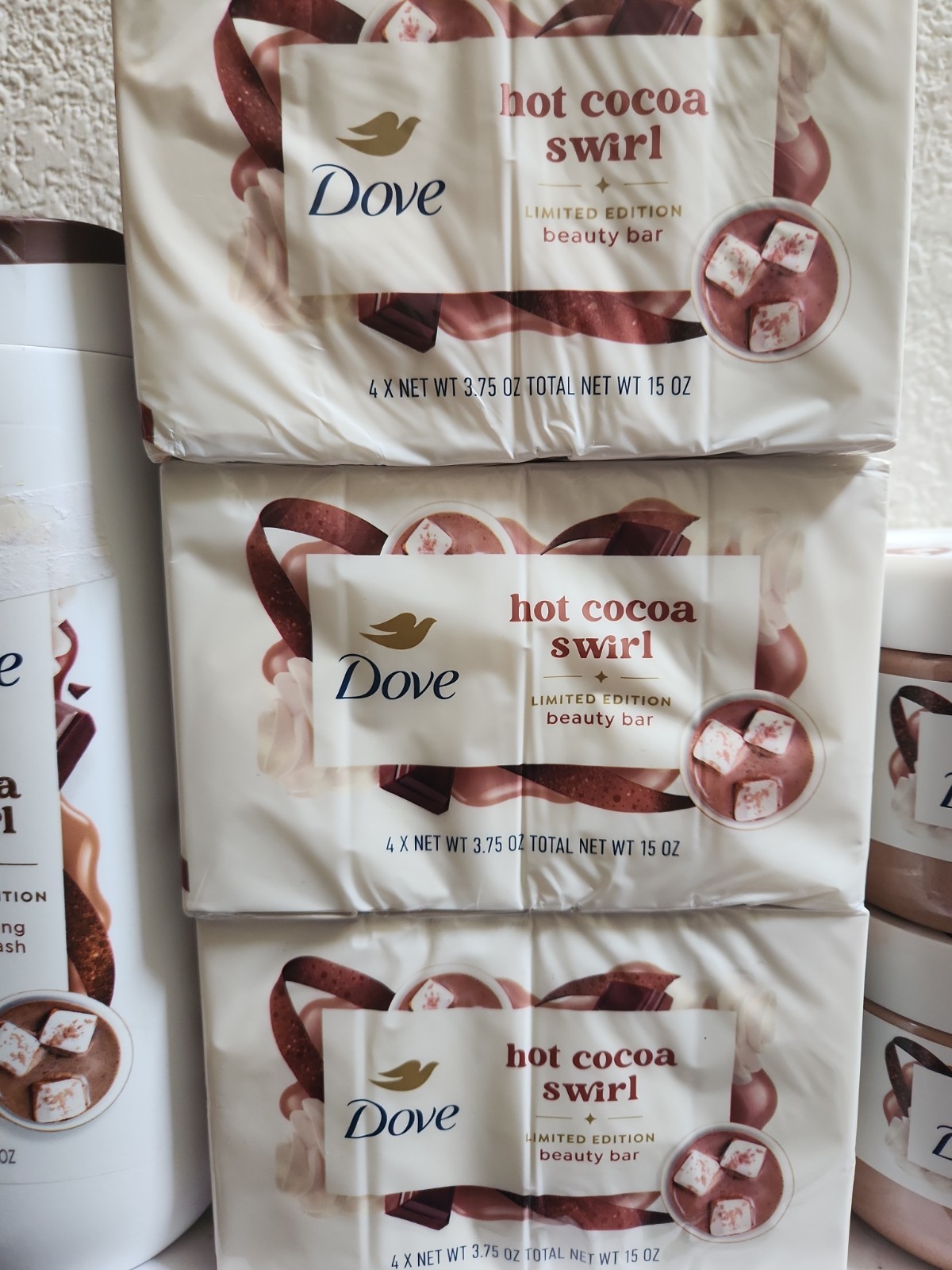 15 pk Dove Hot Cocoa Swirl Limited Edition 12 Bar Soaps & 2 Body Scrubs, 1 Wash.