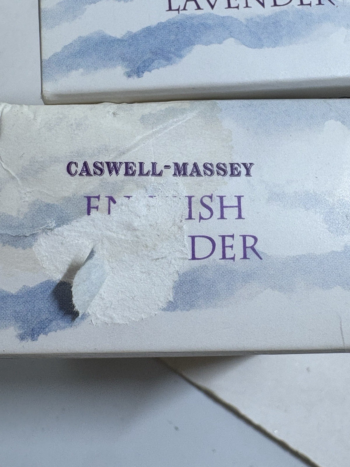 Caswell-Massey English Lavender Soap Trio (3.25 oz) = Lavender Vanilla Bath Soak
