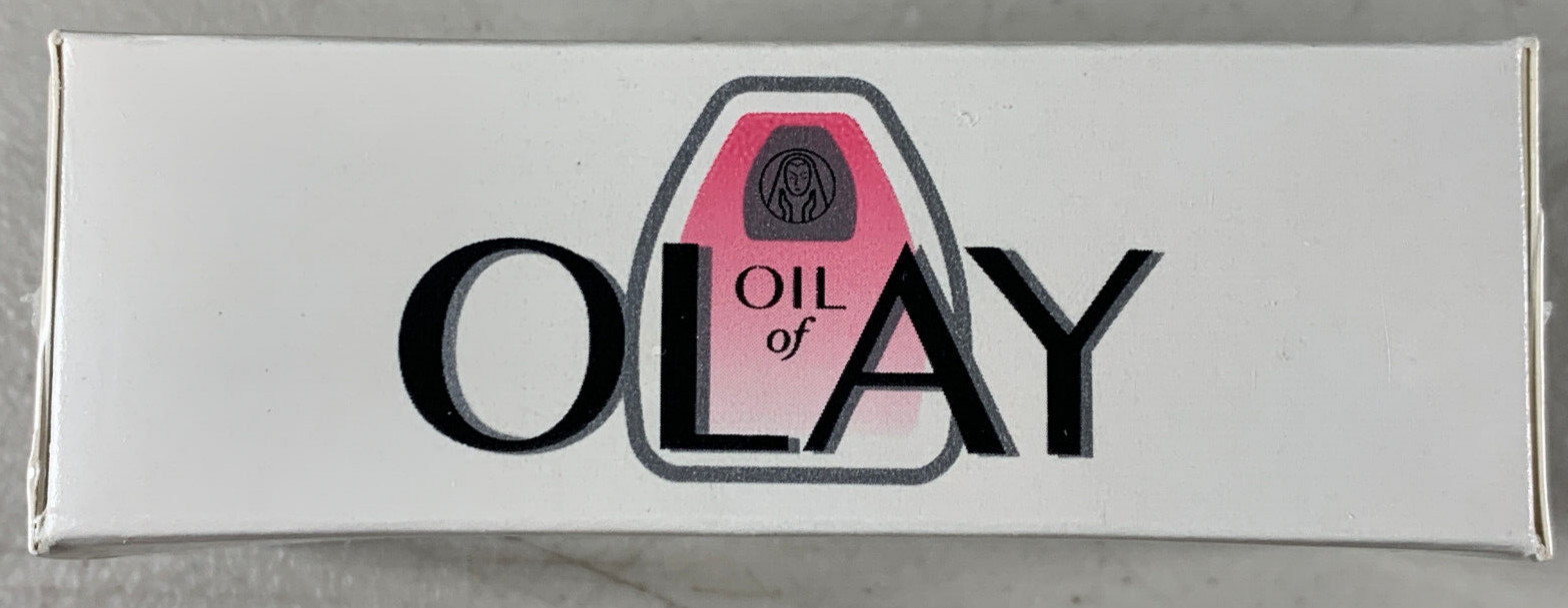 New Sealed Vintage 1995 Oil of Olay Sensitive Skin White Bath Bar Soap 3.2 oz