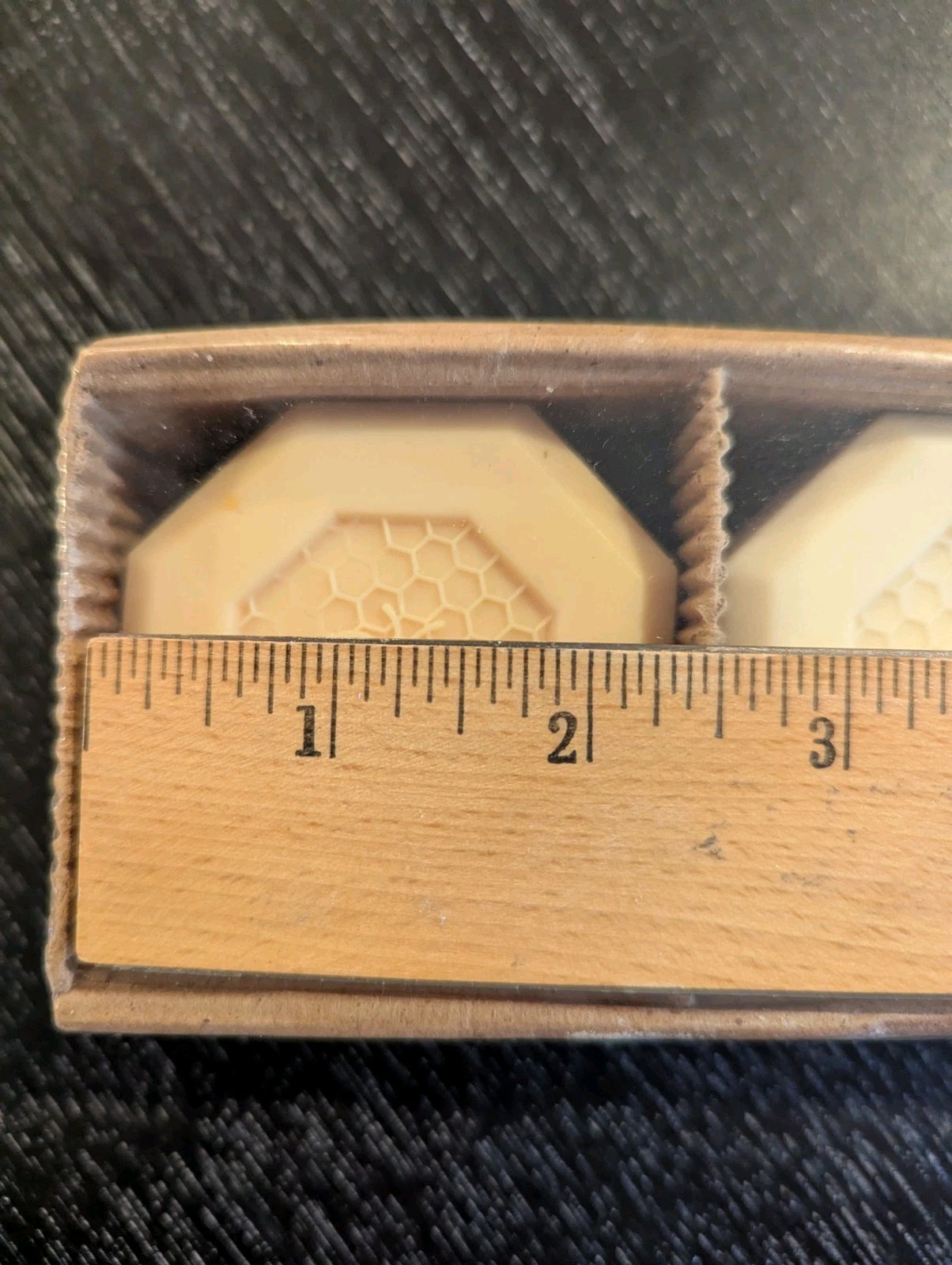 Soaps CST Fine Honey Assortment Beeswax/Aloe/Roseberries/Goat Milk 4 – 3.5oz USA