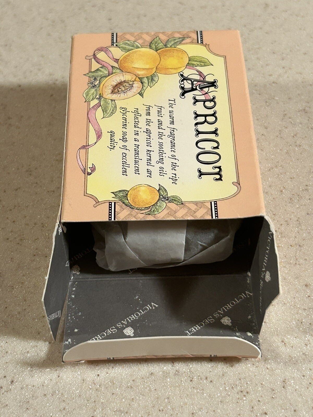 Victoria’s Secret Vintage 1988 Apricot Glycerin Soap Bar 4.4 oz NOS￼