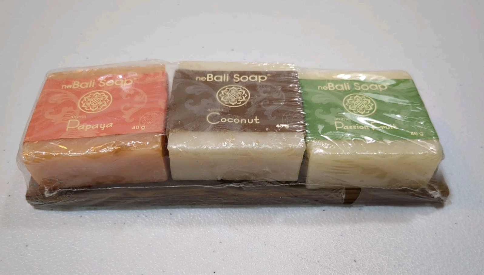 Natural 3 Bar Soap Set neBali Soap Papaya Coconut Passion Fruit Unisex 40g Each