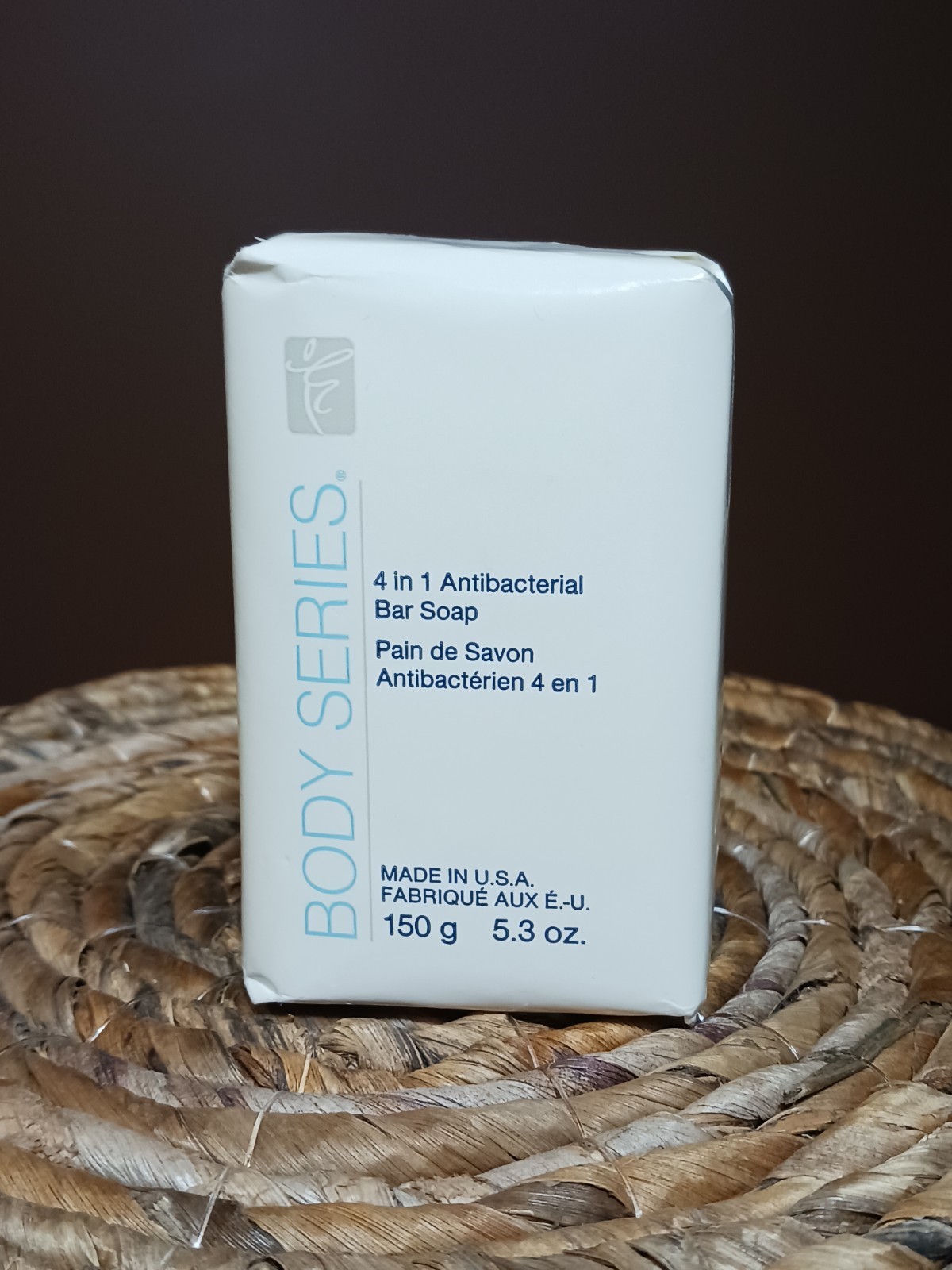 AMWAY Body Series 4 in 1 Antibacterial Bar Soap With Triclocarban 1%