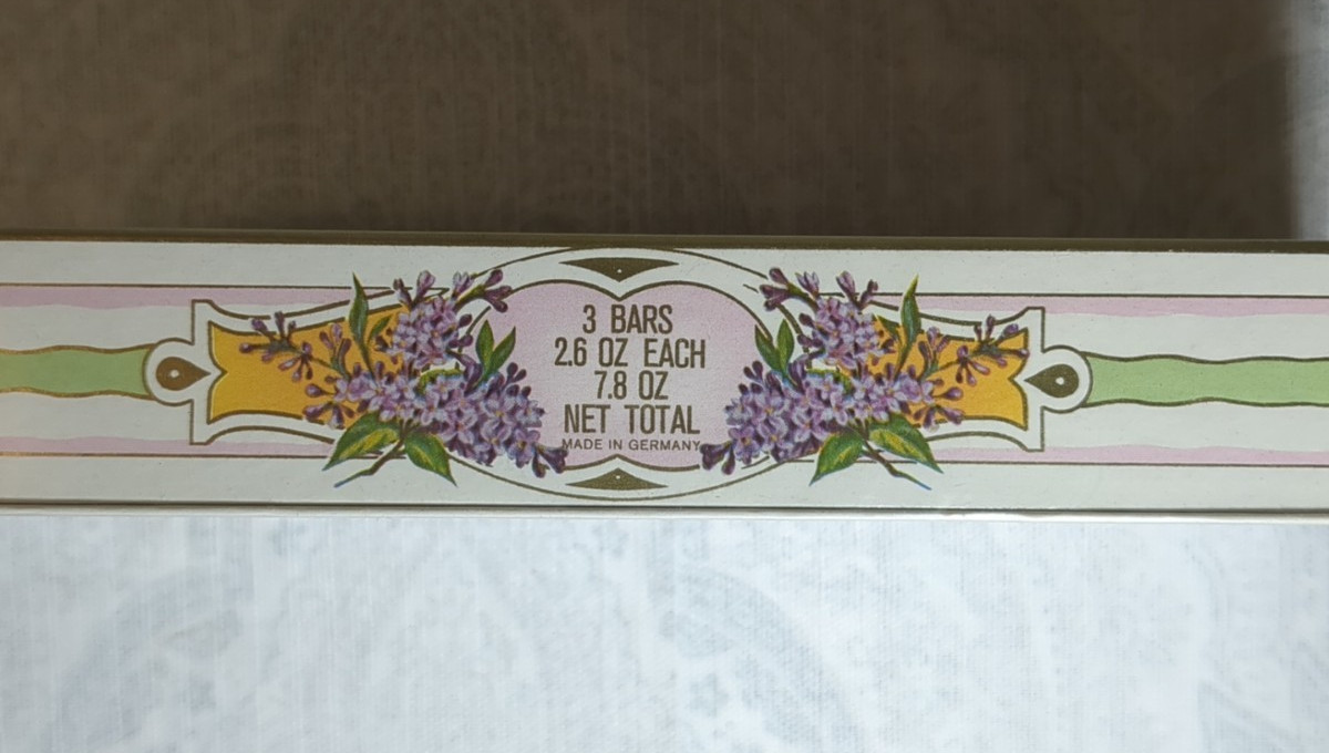 VINTAGE SAVON LUXUSSEIFE LUXURY SOAP TWO SCENTS VIOLET & LILAS (VIOLET & LILAC)