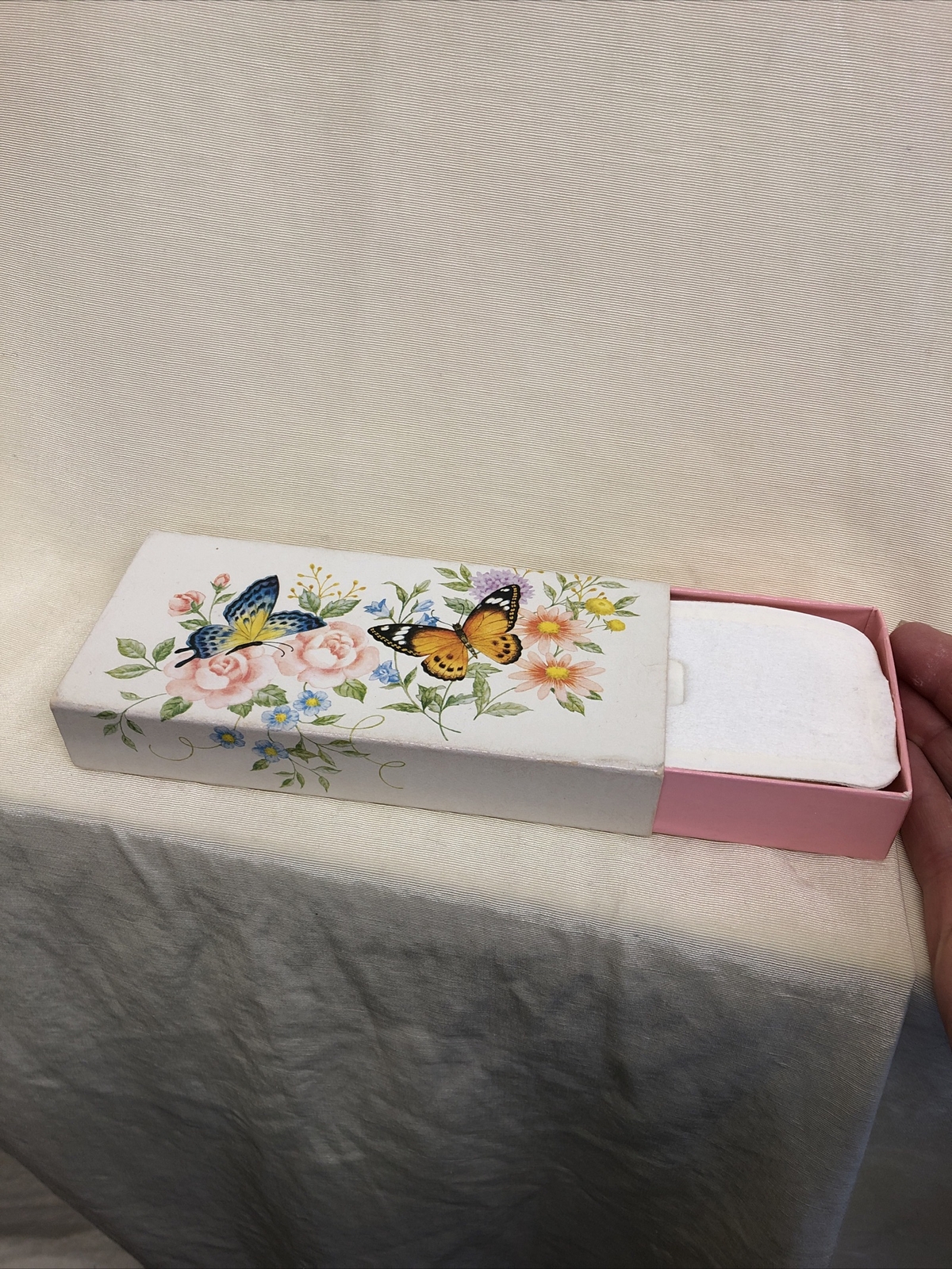 avon vintage butterflies and blossoms guest soaps