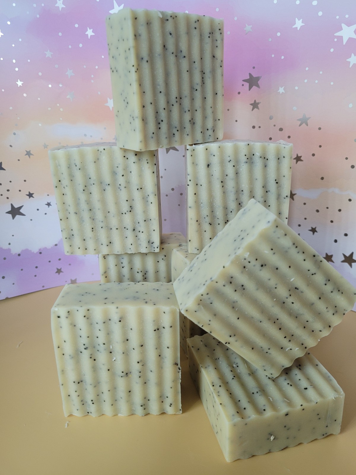 Lemon Poppy Seeds Expoliating Bar