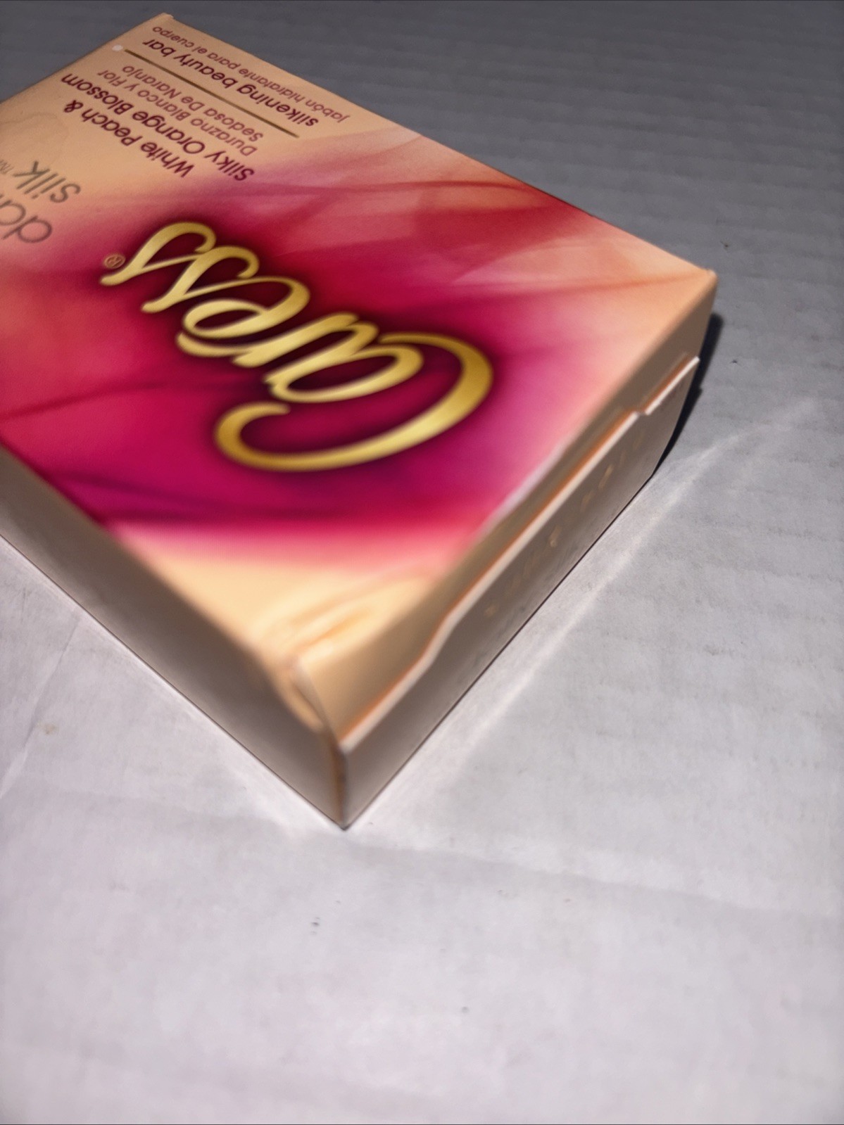 NEW Caress Beauty Bar Soap Daily Silk White Peach Orange Blossom 4 oz Silkening