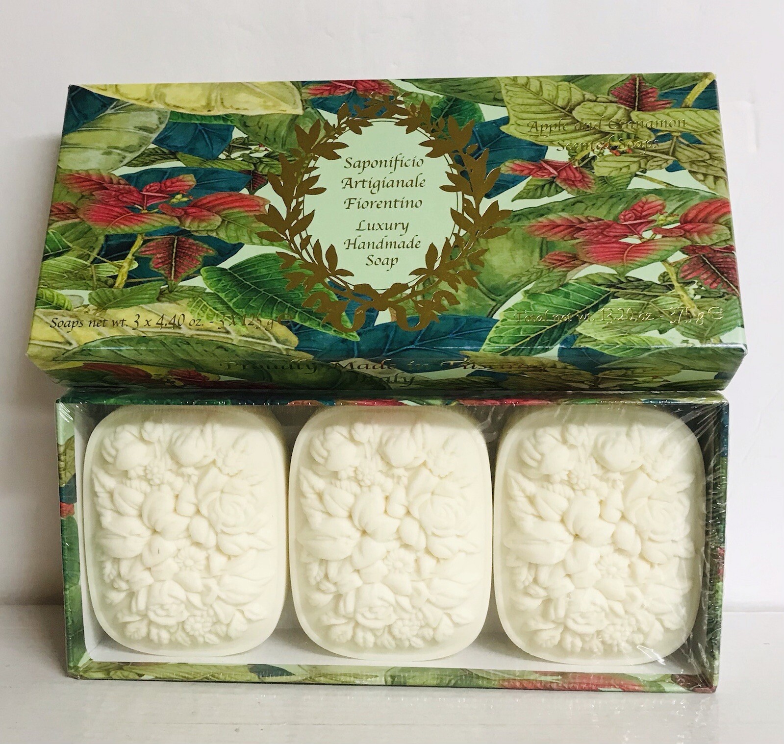 SAPONIFICIO ARTIGINALE FIORENTINO Apple & Cinnamon Scented SOAP 3 X 4.40 oz