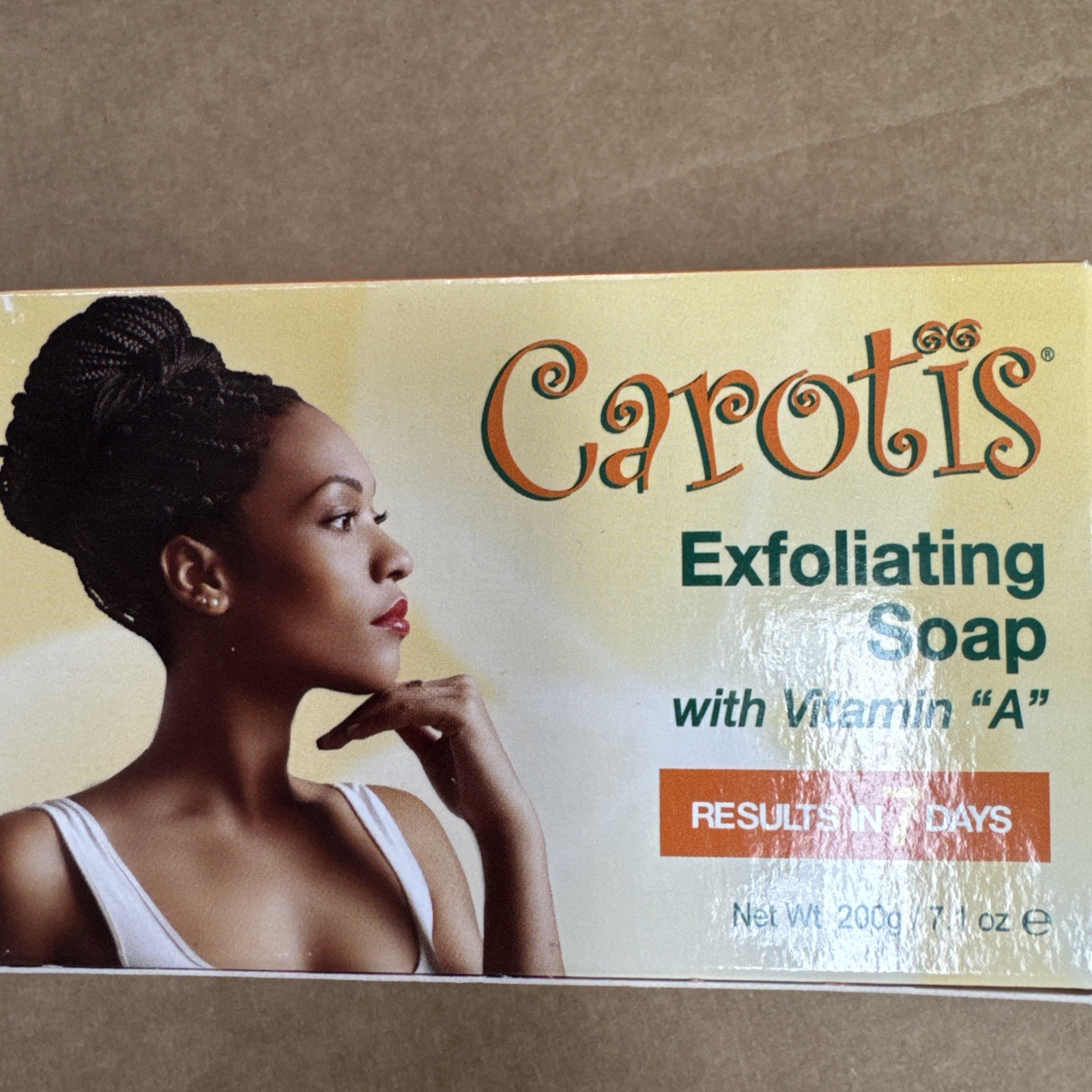 Carotis Exfoliating Soap With Dual Nourishment 200g 7.1 Oz