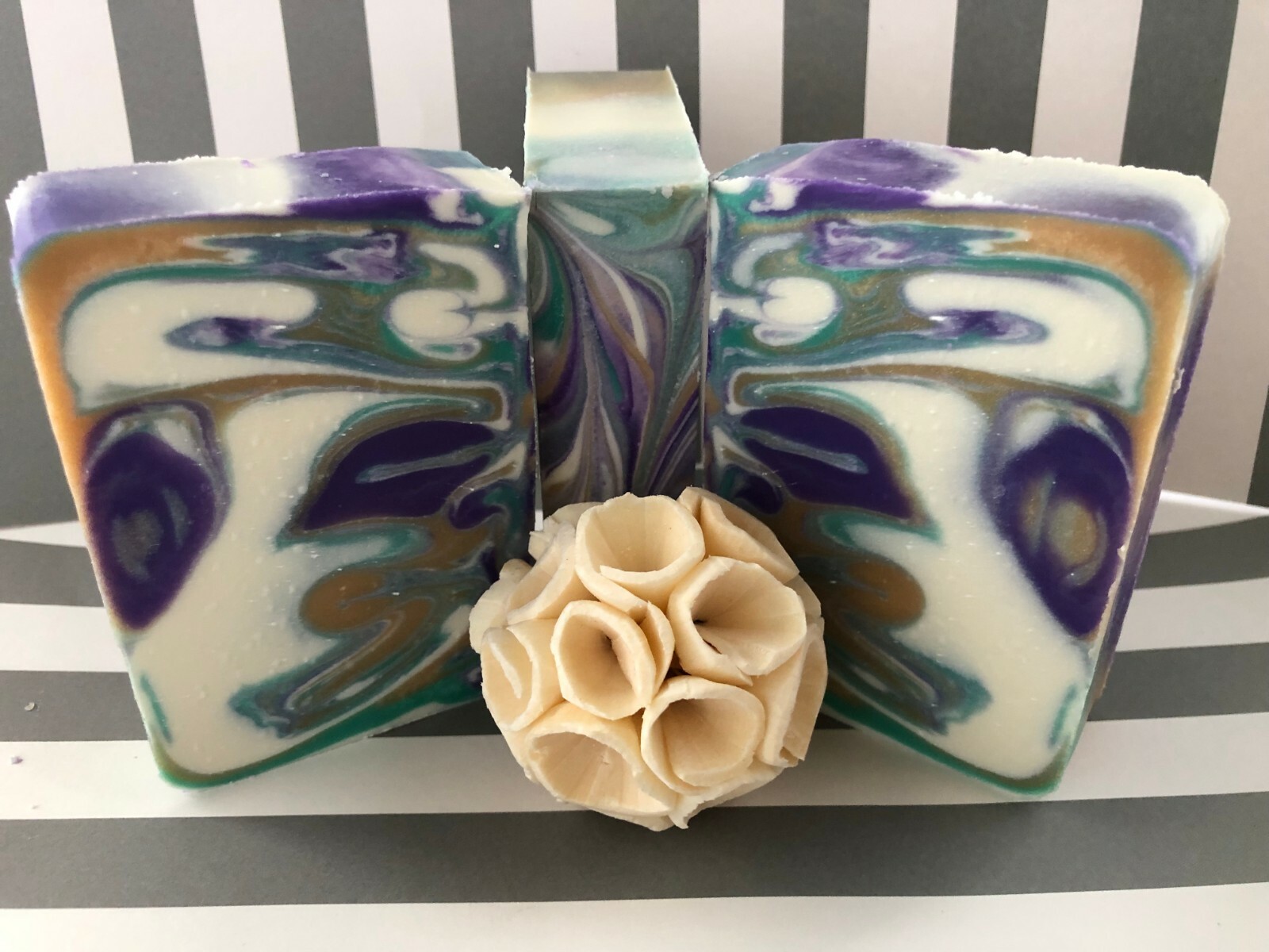 VEGAN / ORGANIC / NATURAL SOAPS ~ 12 Fragrances Available