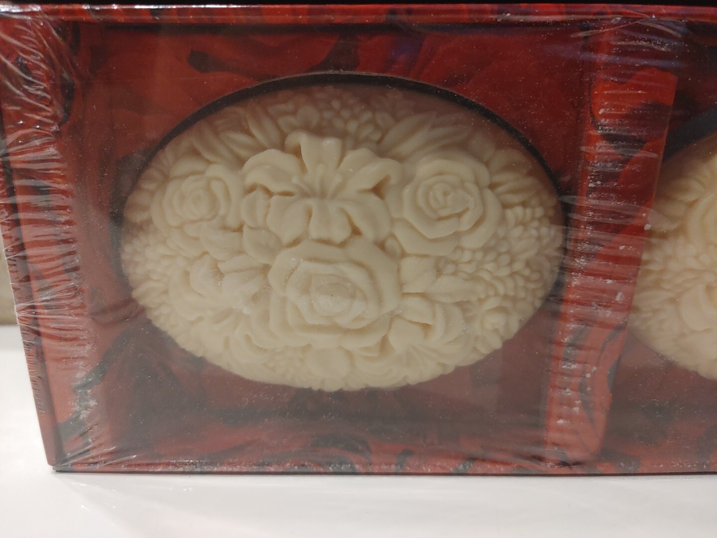 Athena’s Romantica Decorative Floral Rose 2 Soap Set Made in Italy NIB