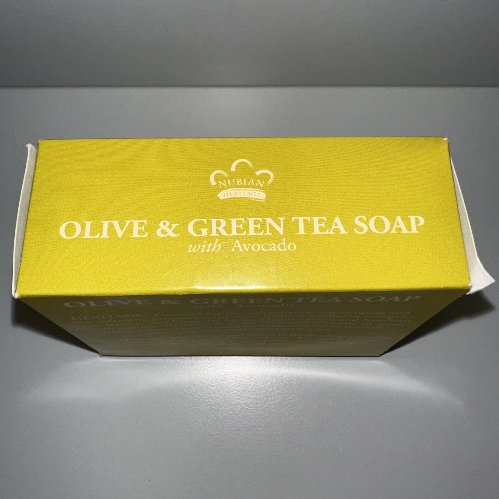 NUBIAN HERITAGE Olive & Green Tea Soap with Avocado & Green Tea Leaves 5 oz/141g