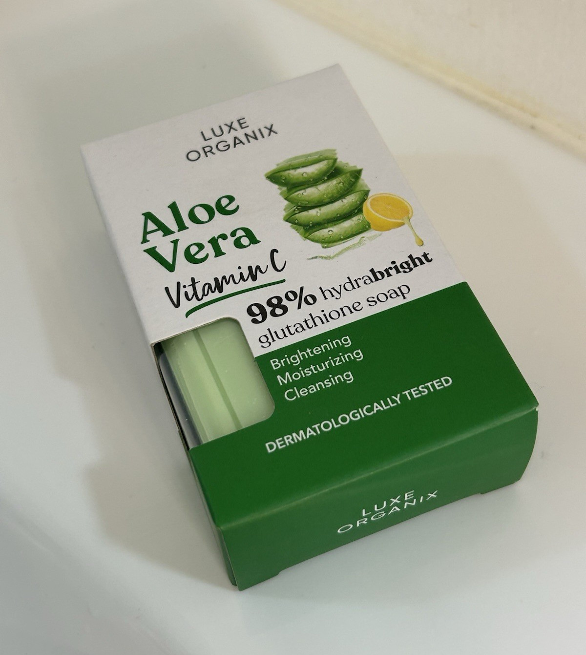 Luxe Organix Aloe Vera Vitamin C Glutathione Soap Bar Moisturizing Brightening