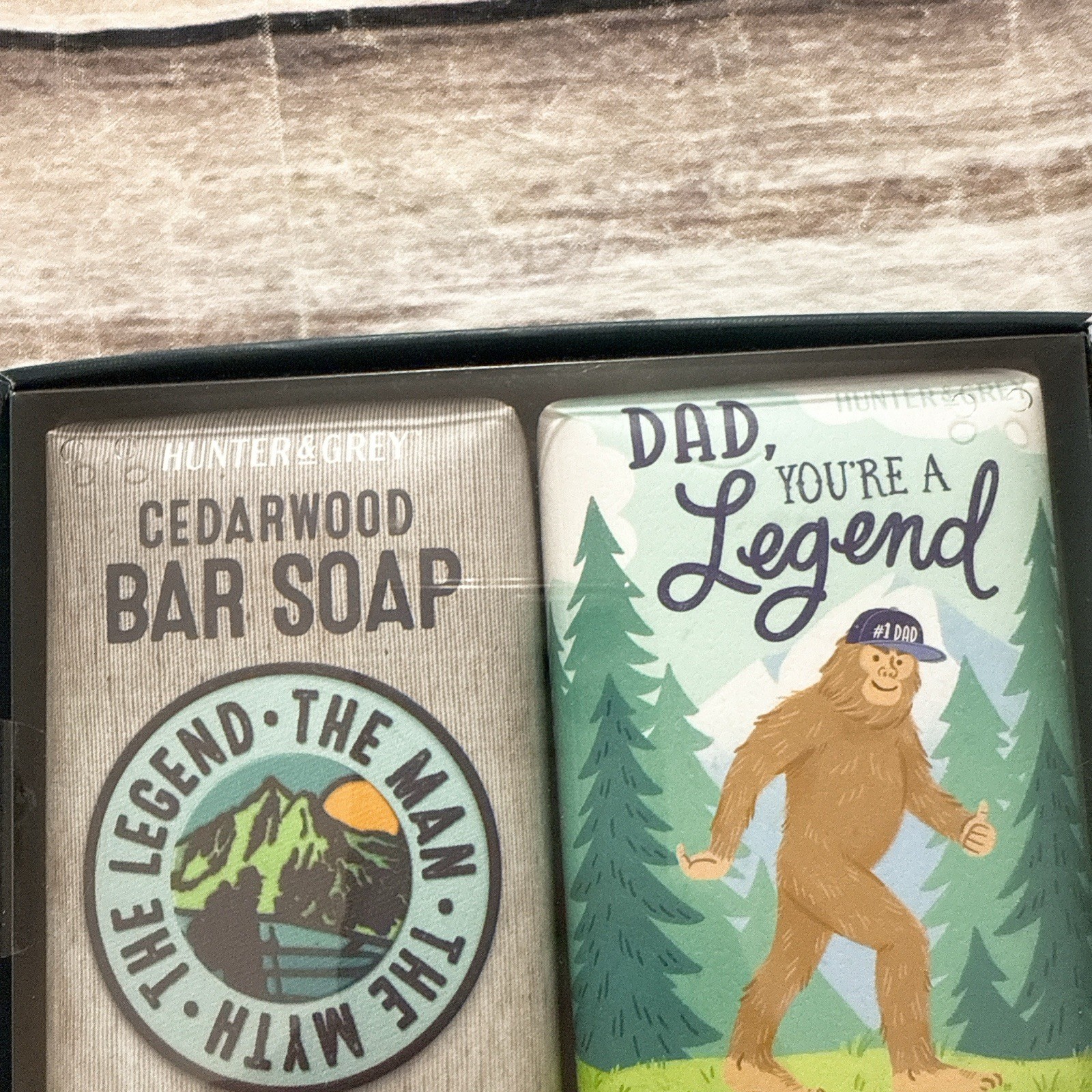 Hunter & Grey Men Bar Soap Giftset 2 Pcs DEEP WOOD & CEDARWOOD 10.58 Oz/EACH