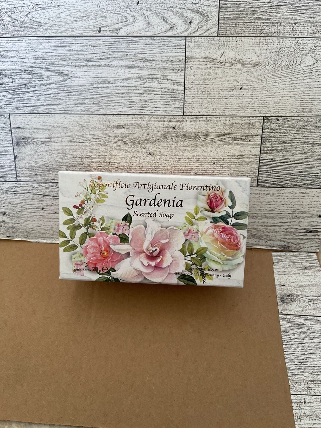 Saponificio Artigianale Fiorentino Gardenia Scented Soap 10.5 oz Bar Made in Ita
