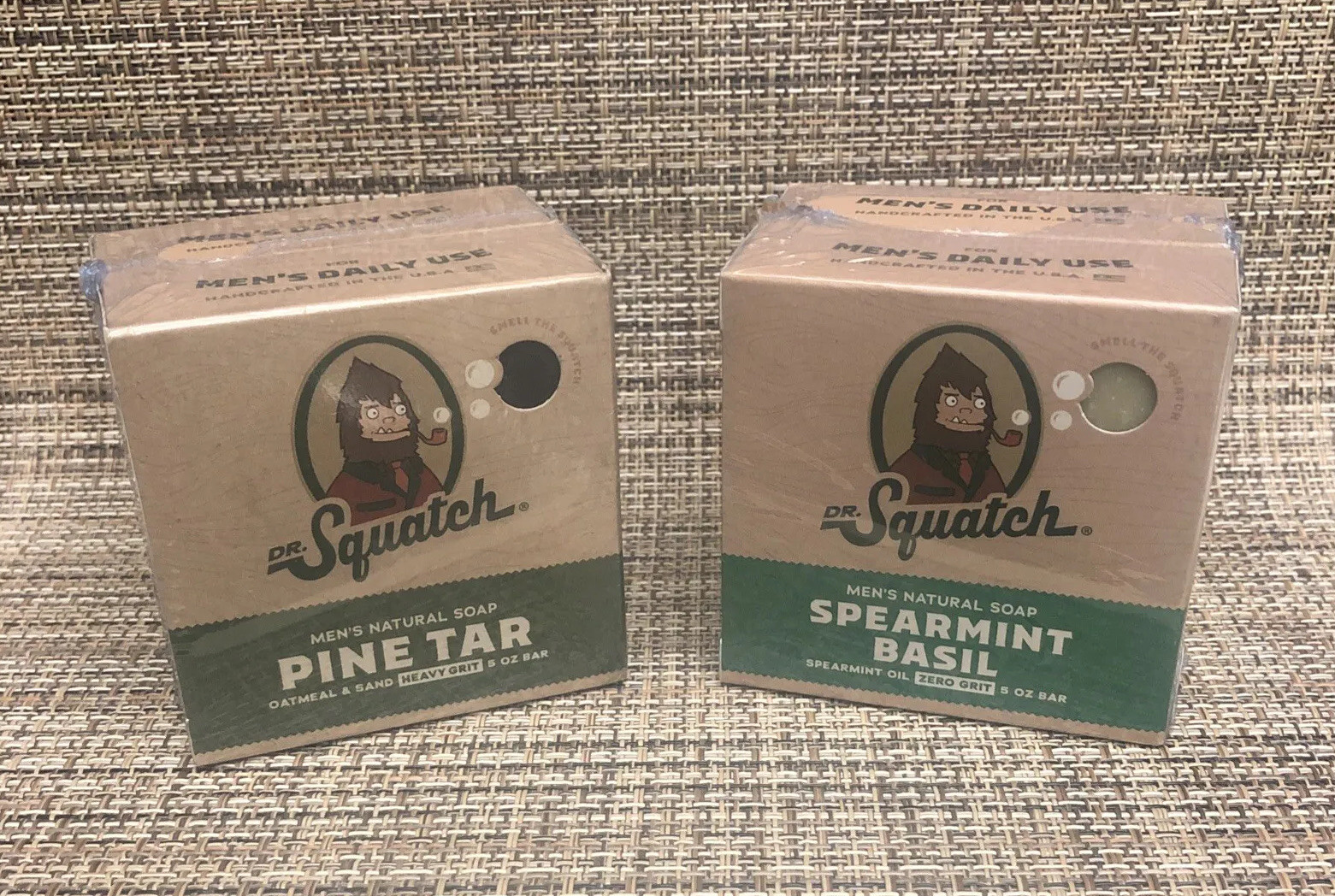 Dr. Squatch Bar Soap Pine Tar, Spearmint Basil – Two Scents LOT of 4 – 5oz Bars