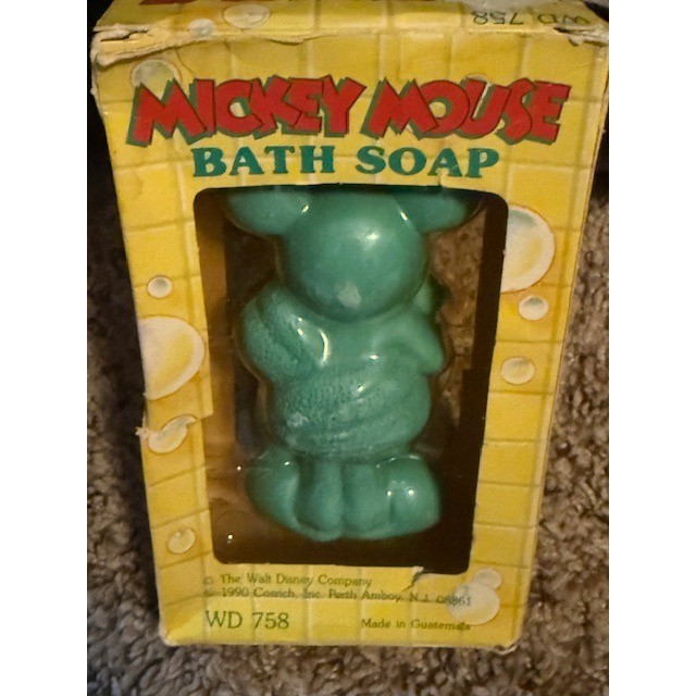 Vintage Mickey Mouse Bath Soap 3.4 oz. 1990s Disney Collectible New in Box