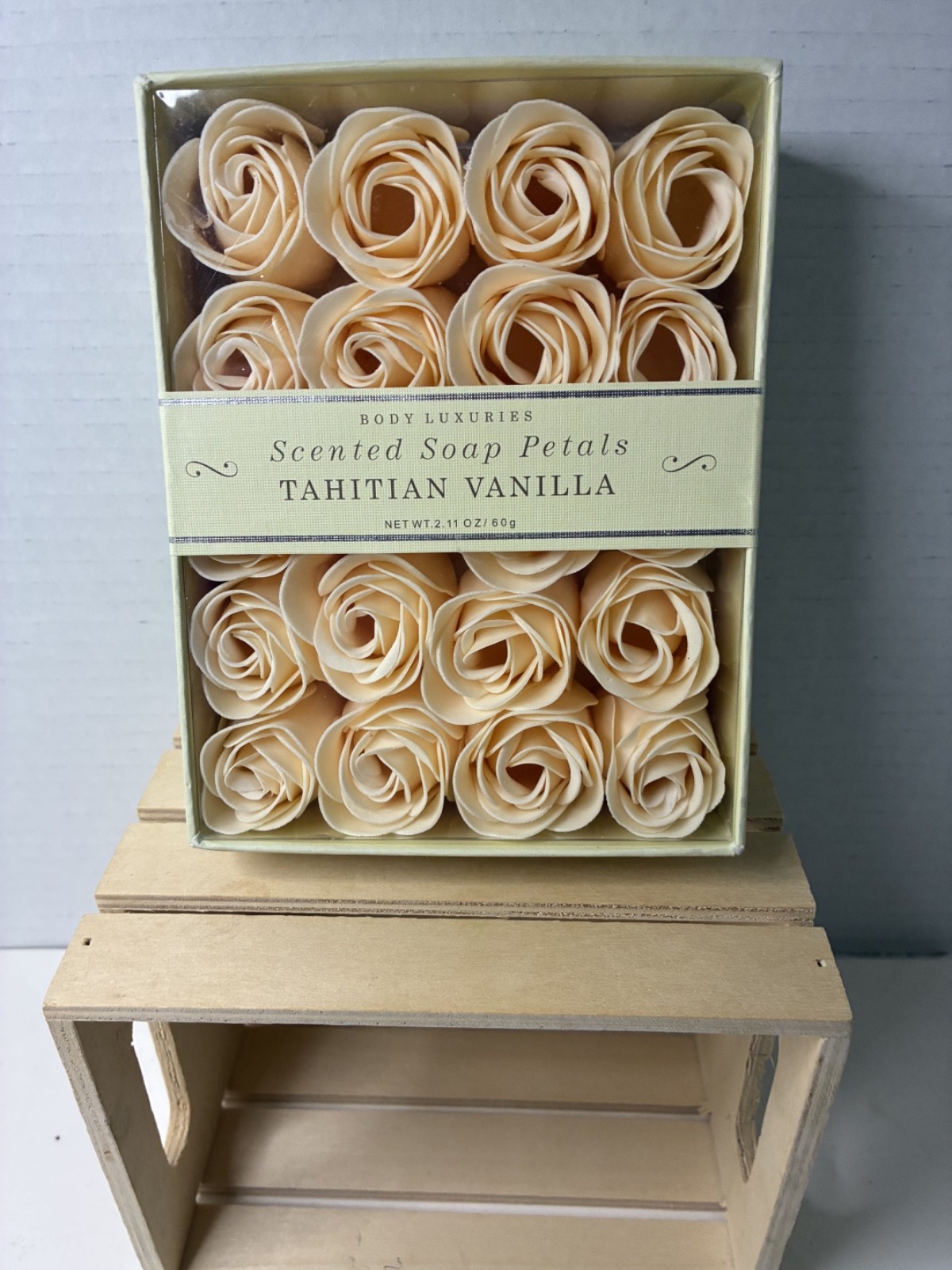 Body Luxuries Scented Soap rose Petals, Tahitian Vanilla