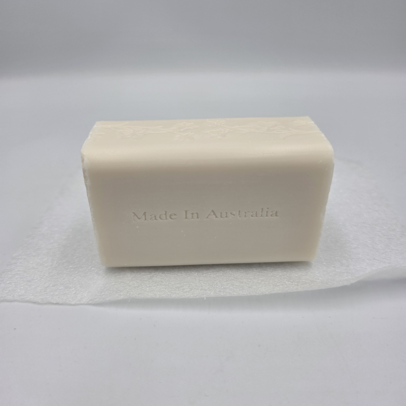 Australian Botanical Soap Goats Milk & Soya Bean Pure Plant Oil Bar 6.6 oz New