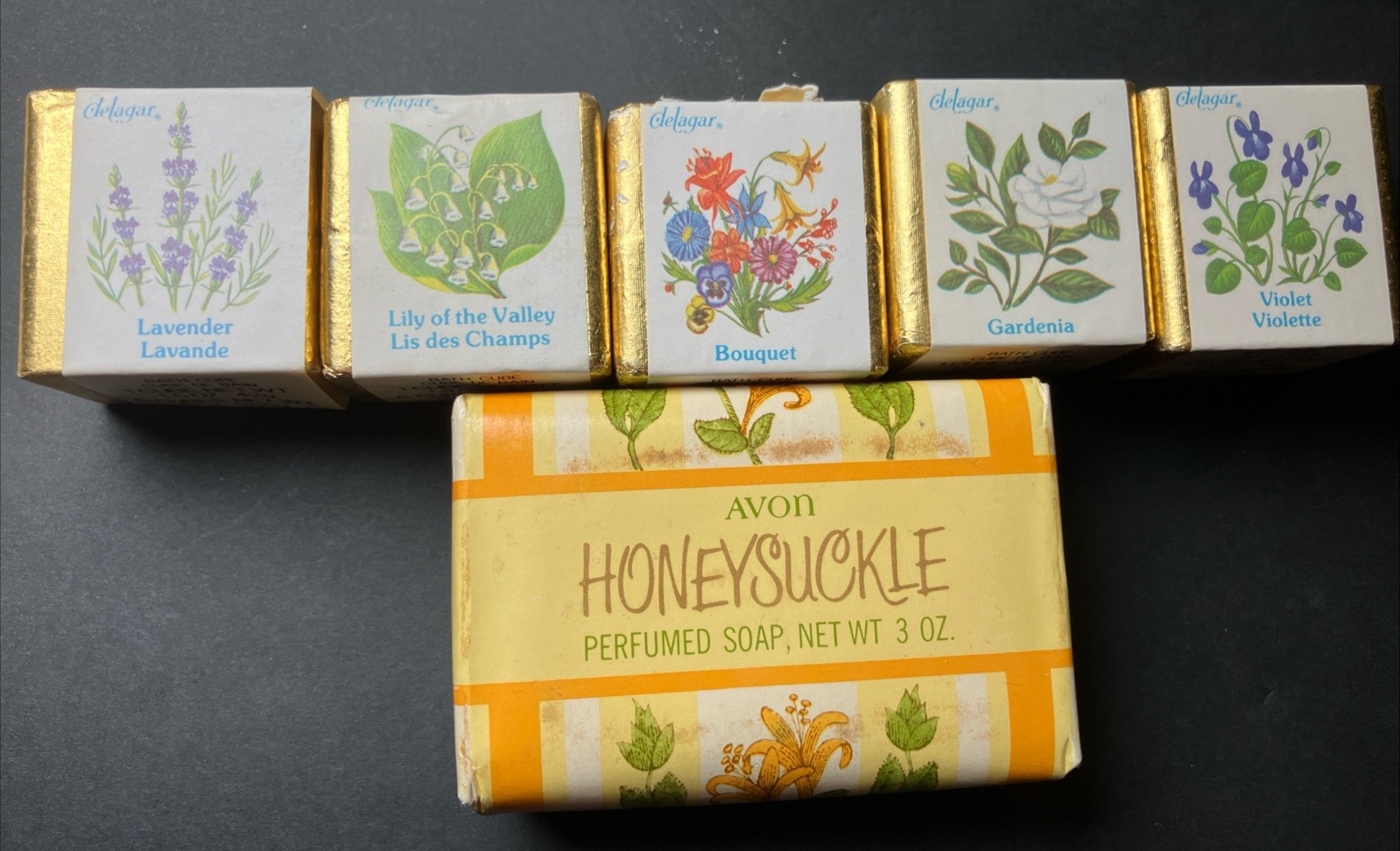 Avon Soap Honeysuckle Delagar Bath Cubes Made in England
