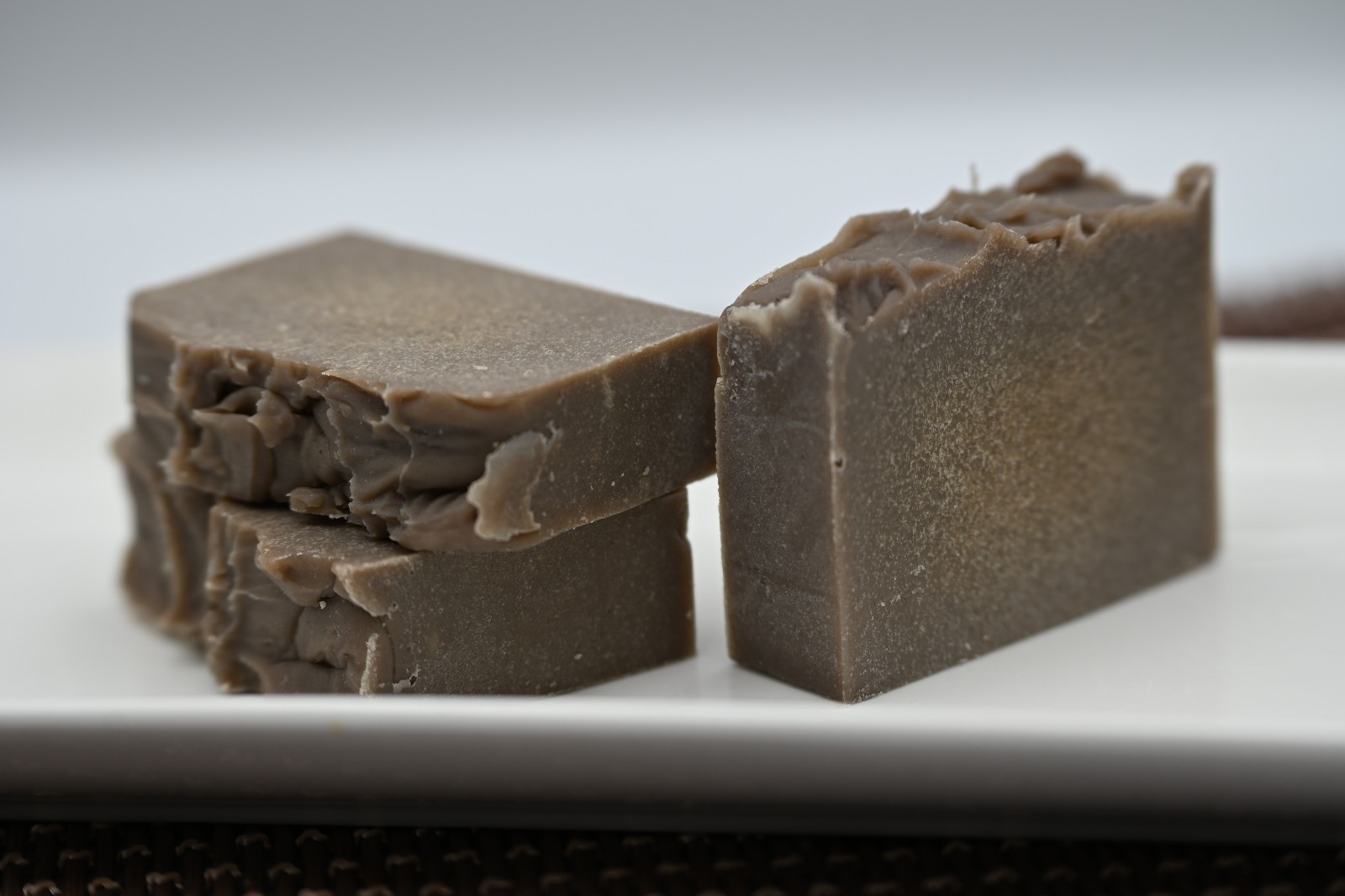 Le Luxe Lather, Luxury Artisan Soap, “Marguerite”.. Lavender, Vanilla and Cinn..