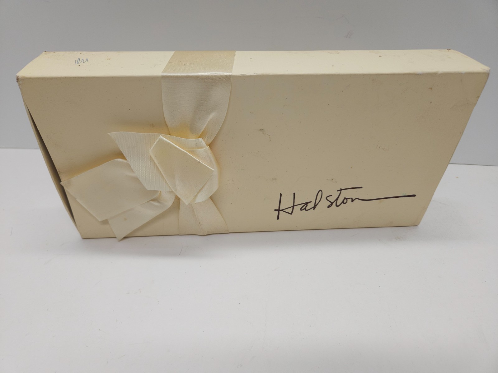 Vintage HALSTON for Women Gift Box Set Cologne Heart Soaps Travel Perfume NEW