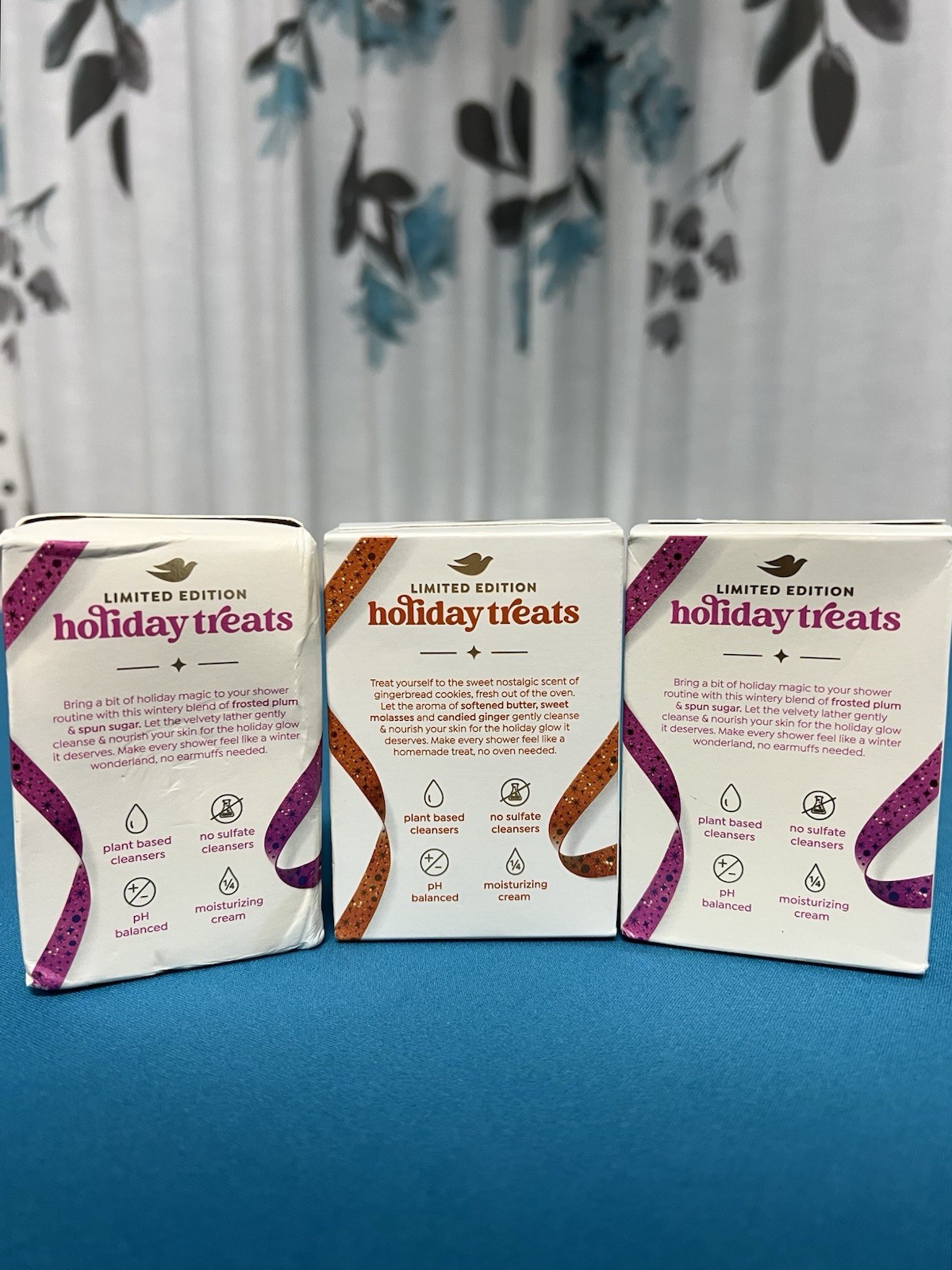 Dove Limited Edition Holiday Treats Beauty Bar Frosted Plum Berry & Gingerbread