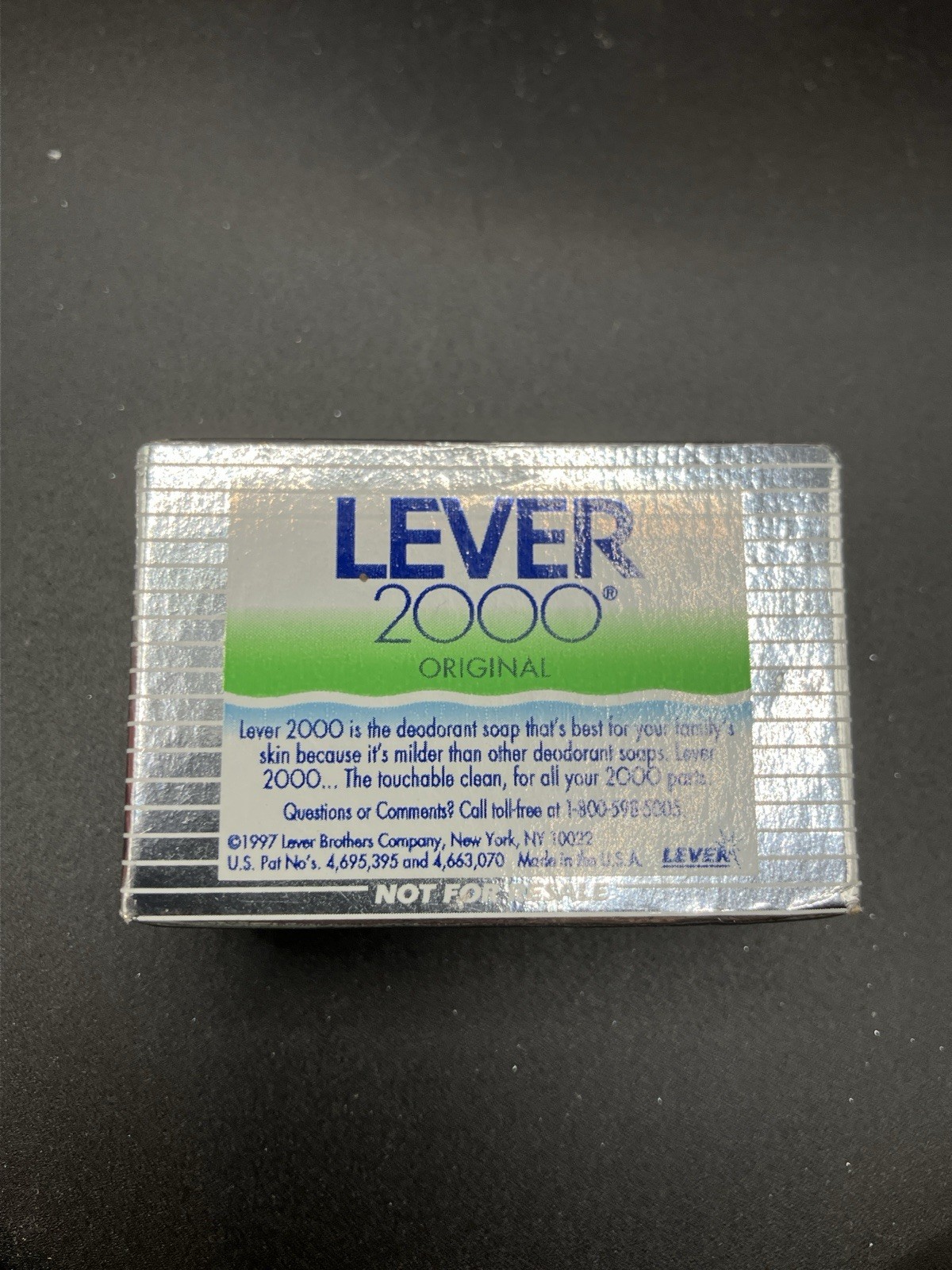 Lever 2000 Bar Soap Lot Energize with Ginseng Vitamin E 3 Bars & Bonus Sample