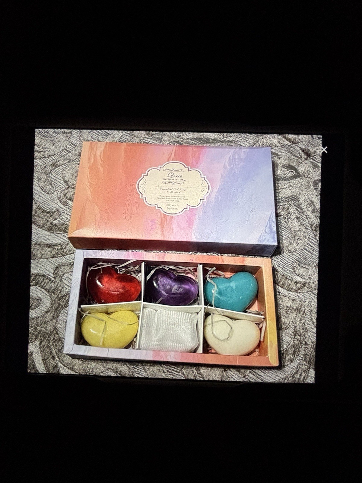 Qesses Essential Oil Soap Collection Handmade Heart Shape Set, 5 Scents, 5 x 80g