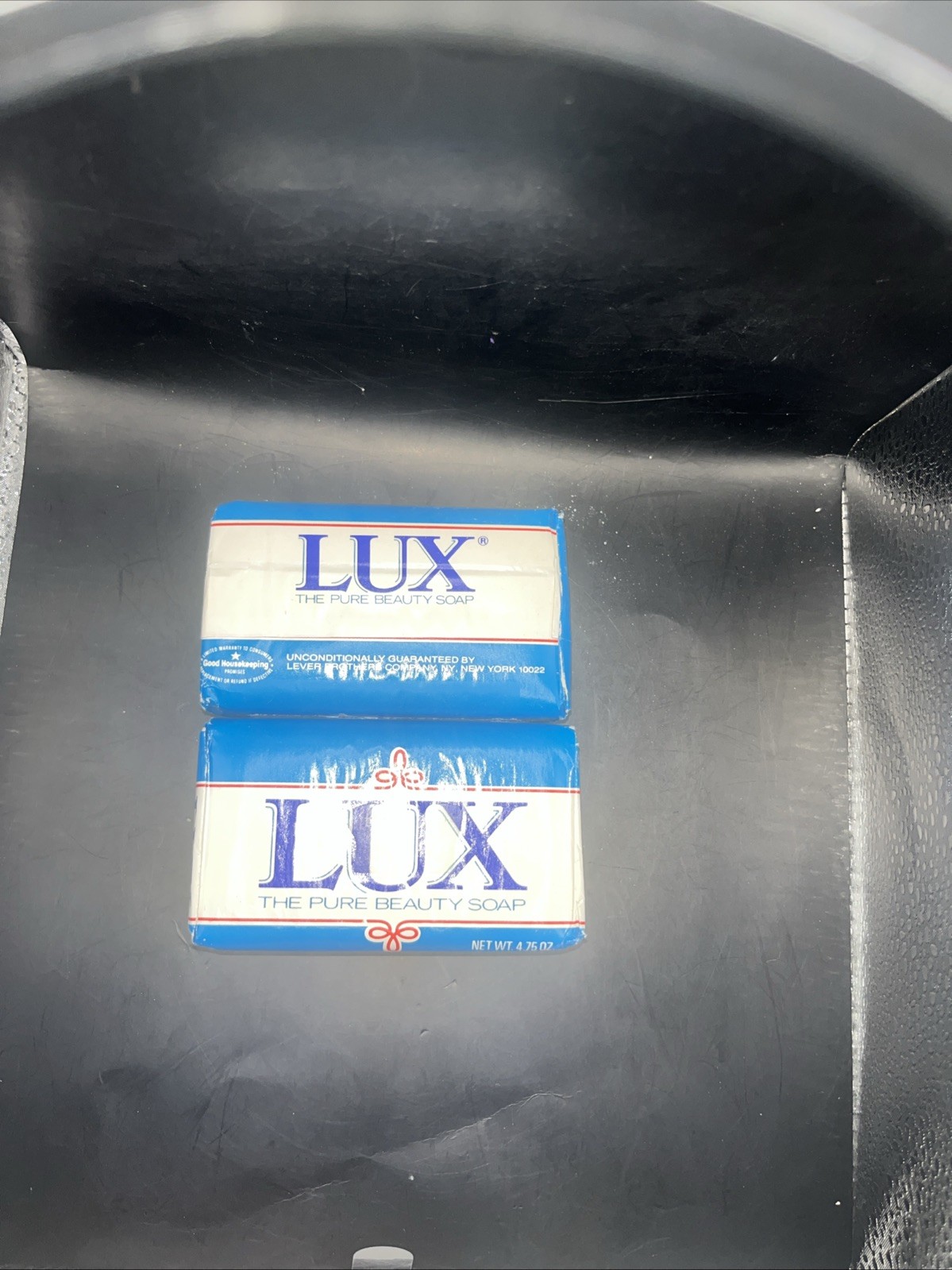 Vintage Lux The Pure Beauty Bar Soap 4.75 Oz (2 Bars) NOS Bath Size