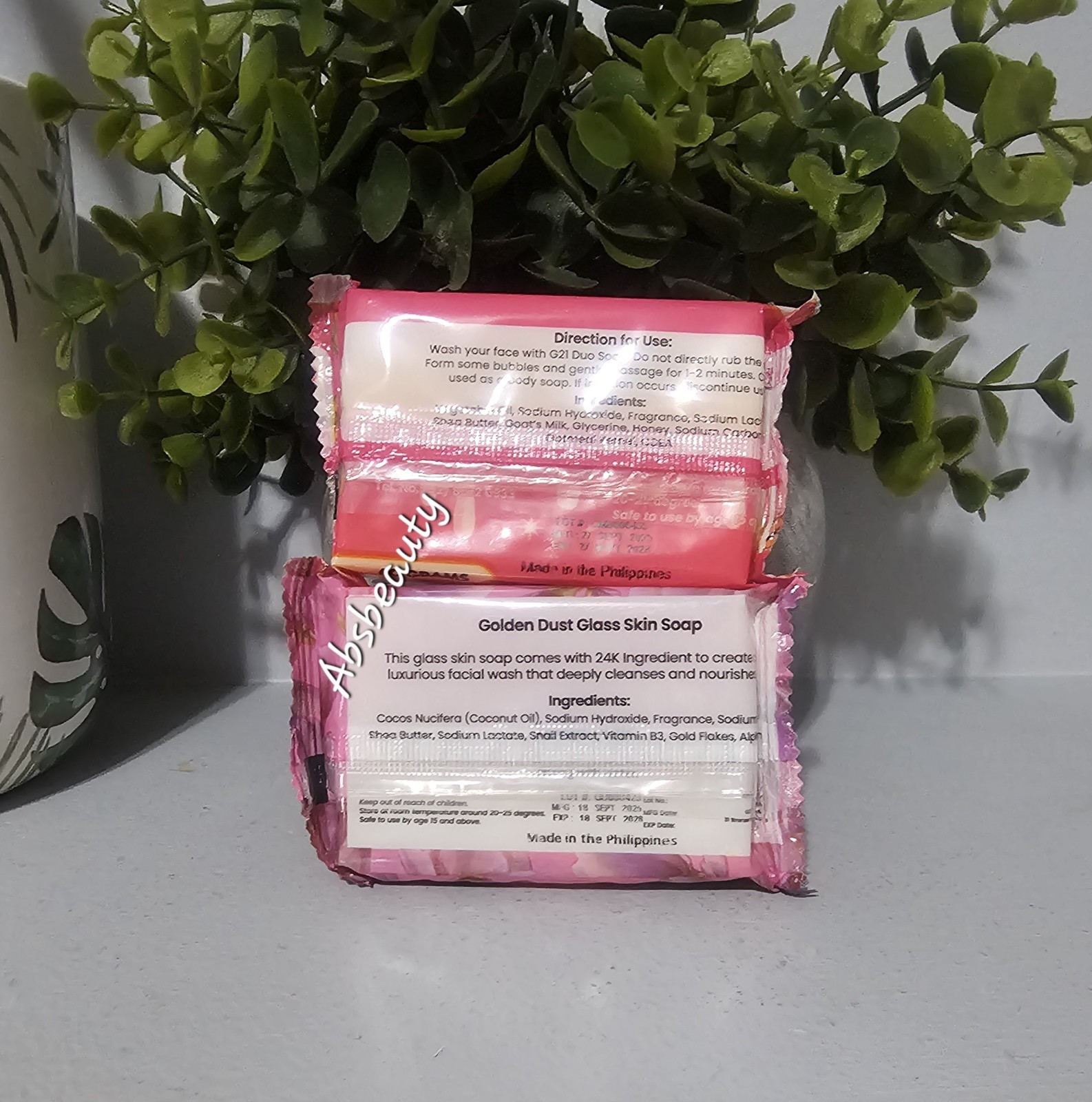 G21 Mini Combo Golden Dust Soap & Kojic Papaya Honey Oatmeal Duo Soap 60g Each✨️