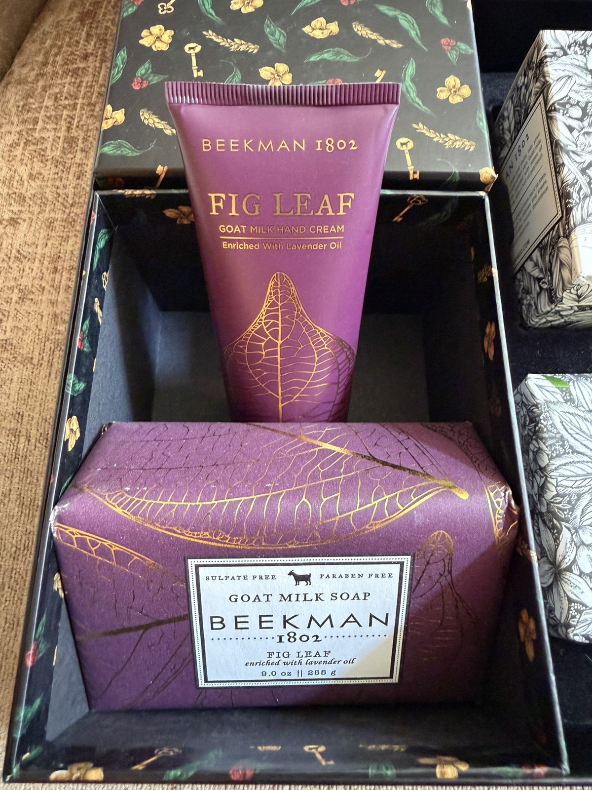 The William Beekman 1802 Bounty Box Goat Soap Lotions Cremes Skincare Gift Set