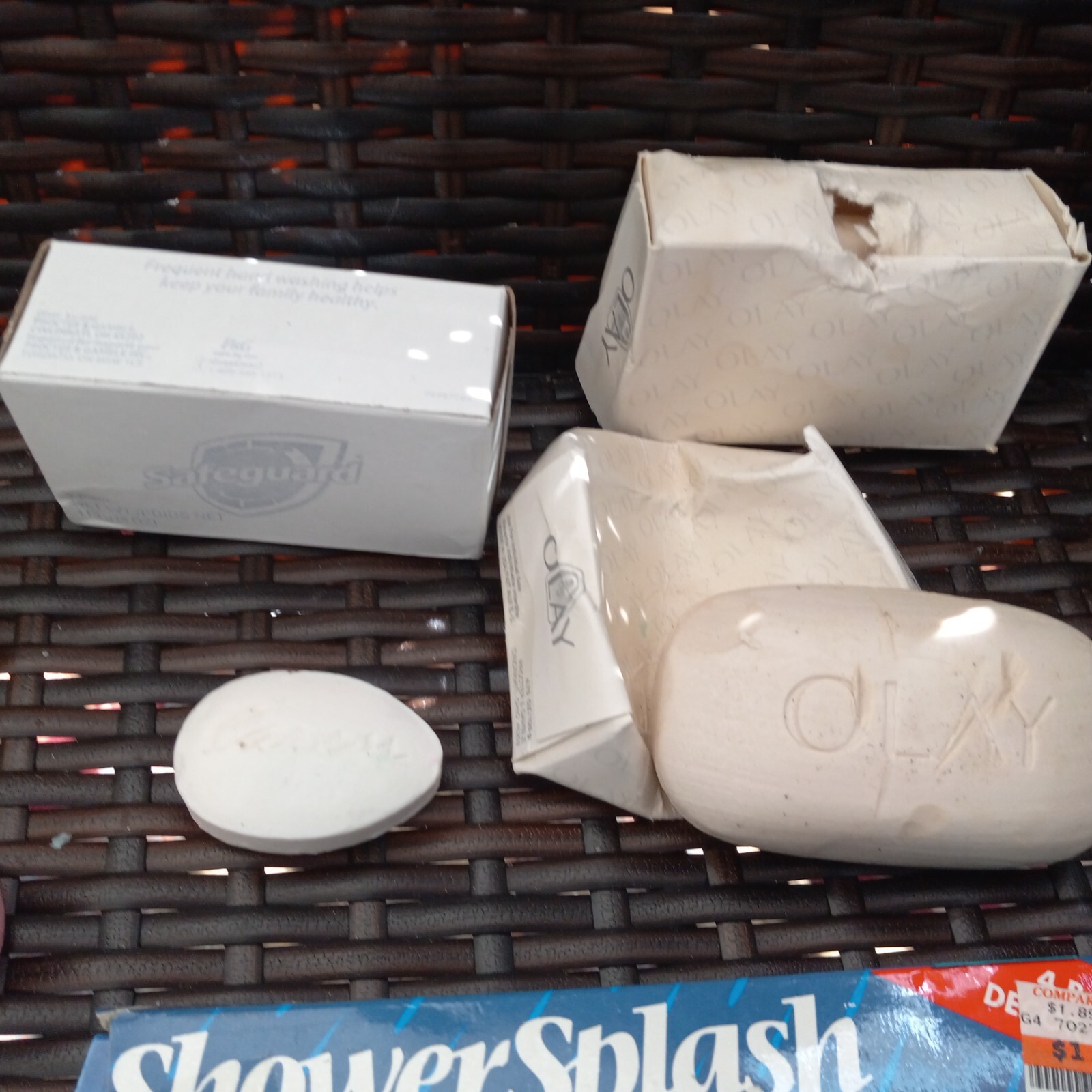27 pc Mixed Lot Vintage Soap Bars Olay, Safeguard, Shower Splash, Butterfly,Bird