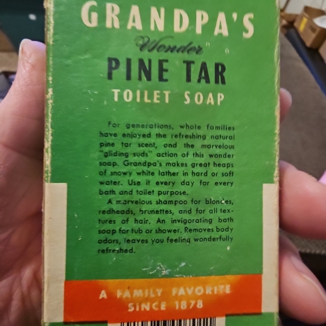 Vintage Grandpa’s Wonder Pine Tar Toilet Soap 4.25 Oz New In Box 1975