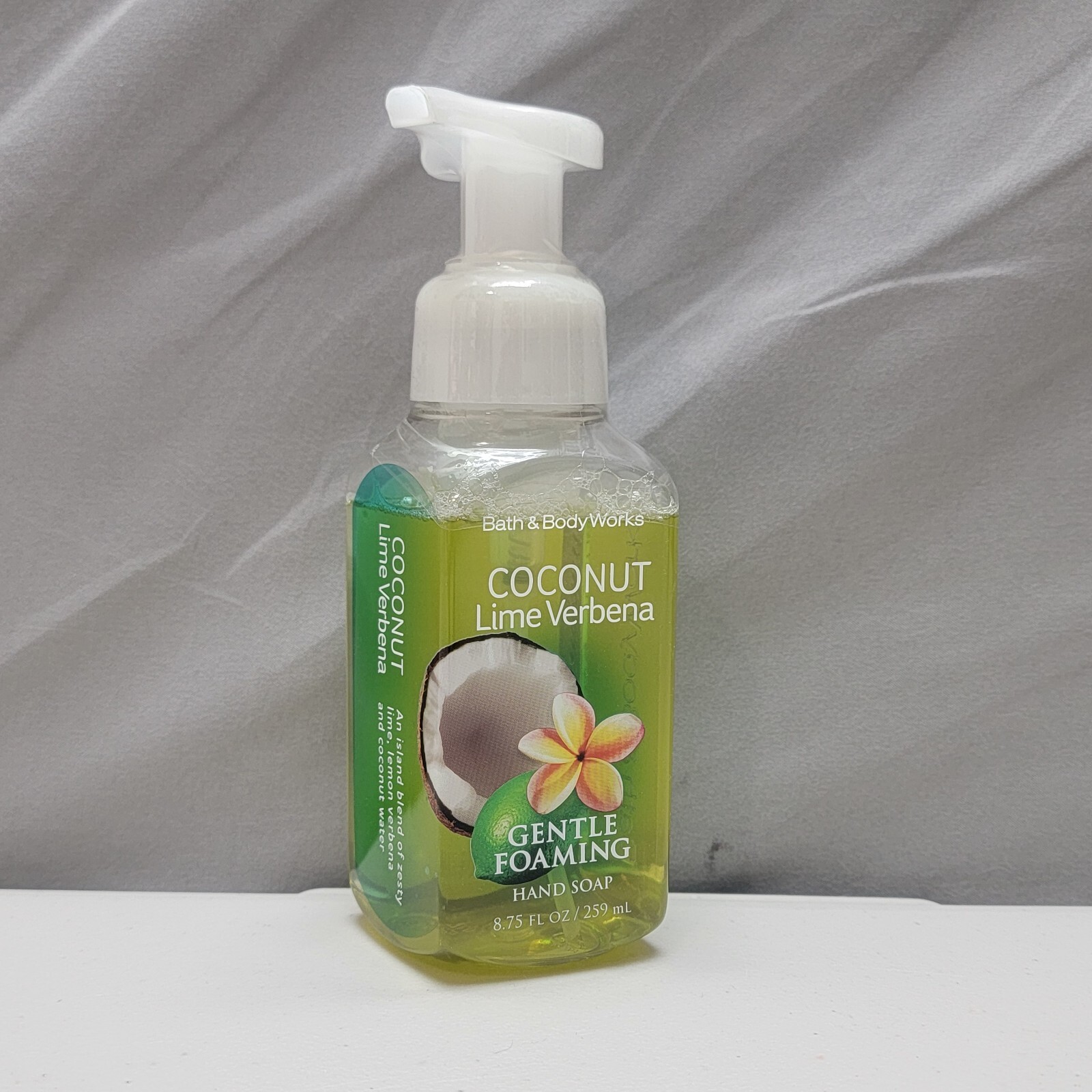 Bath and Body Works Coconut Lime Verbena Gentle Foaming Hand Soap 8.75 fl oz New