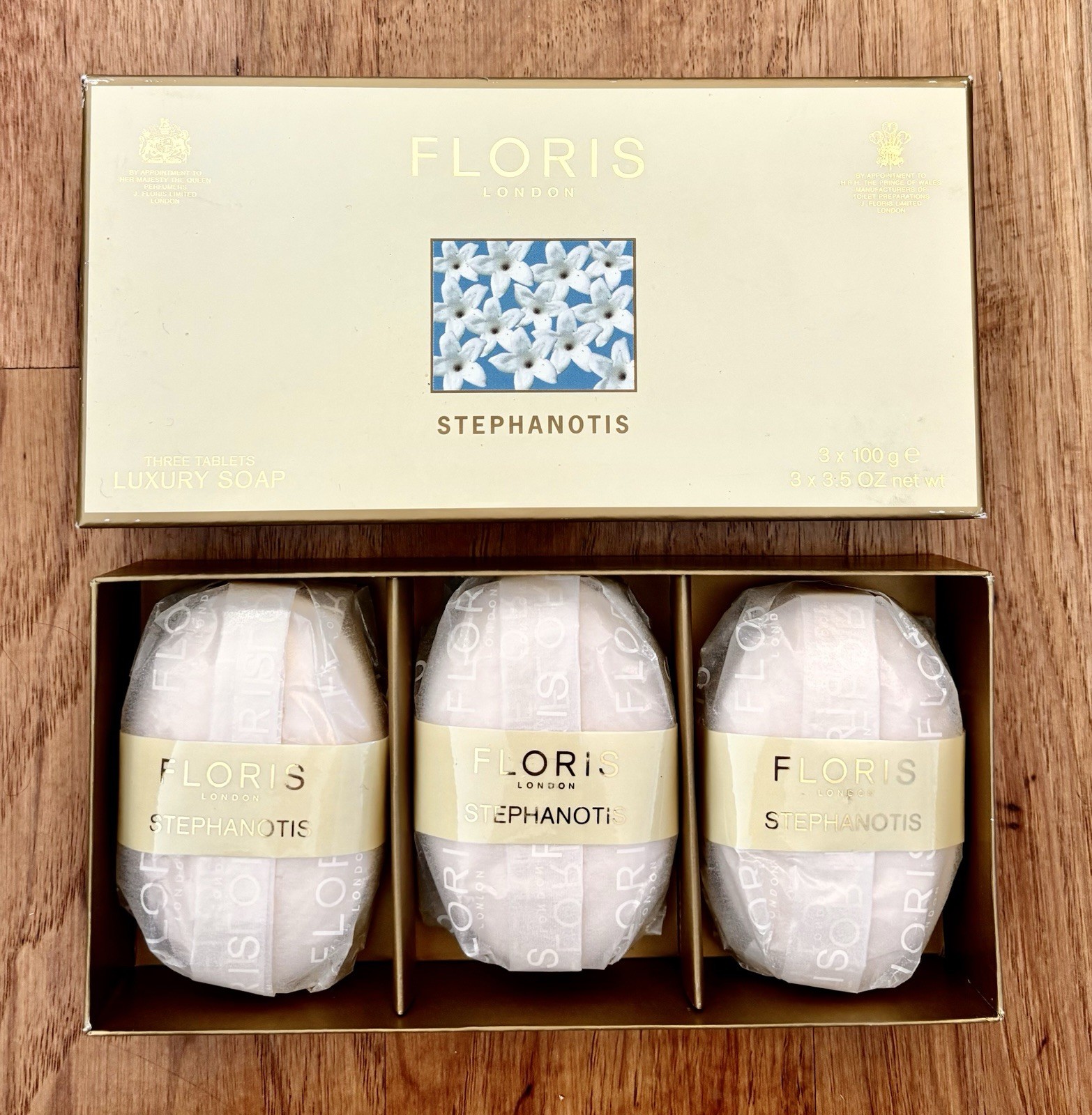 FLORIS London Stephanotis Boxed 3 Luxury Bars of Soap 3.5 oz NIB
