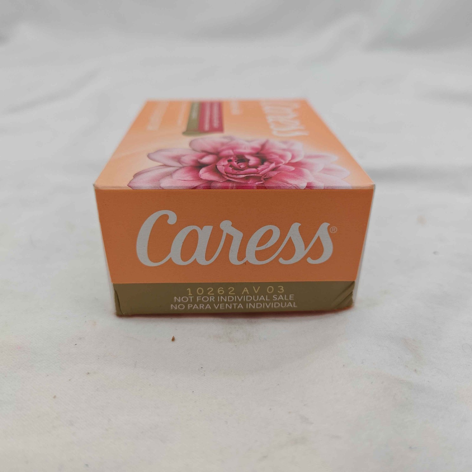 Caress Daily Silk Bar Soap Floral Oil Essence Original Formula 3.75oz