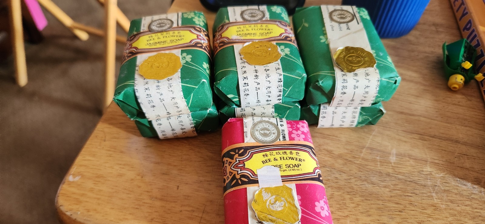 Bee & Flower Soap Jasmine 2.65oz Each (Pack of 6) (1) Rose 2.65oz