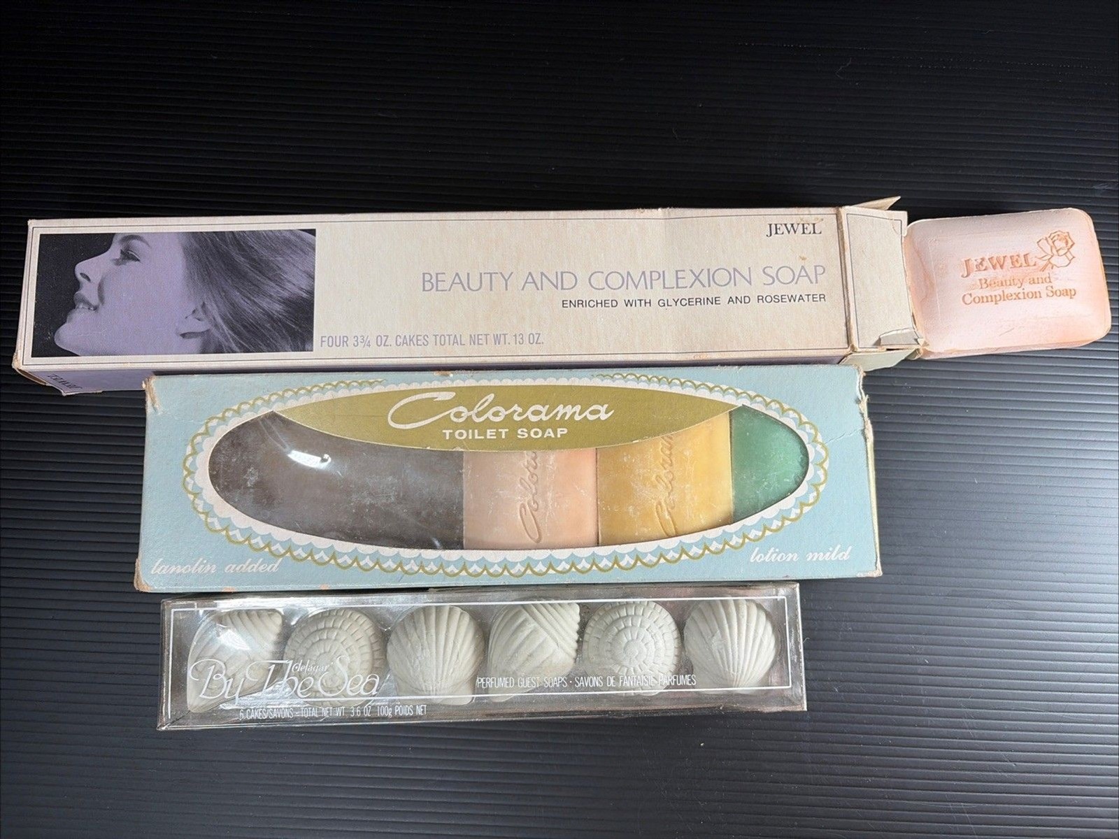 Vintage Rare Jewel Tea Soap Bars (7) And Set Of Sculptural Seashell Soap 1950-80
