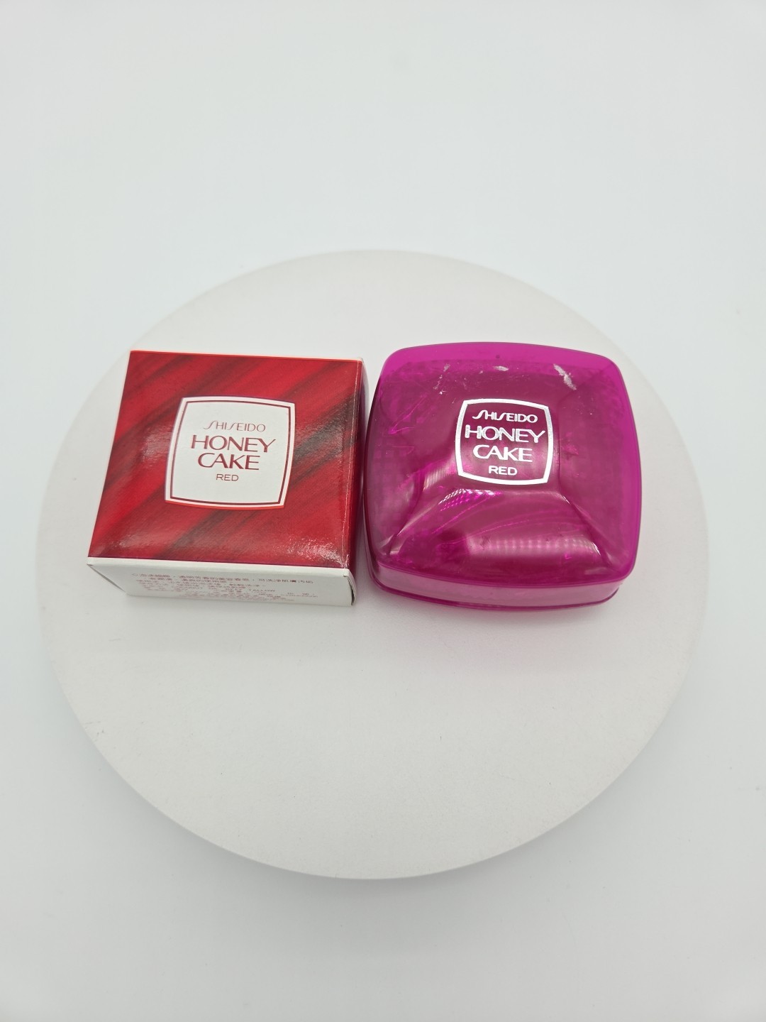 Shiseido Honey Cake Translucent Fragrance Ruby Red Soap 100g Box & Case 2 Pack