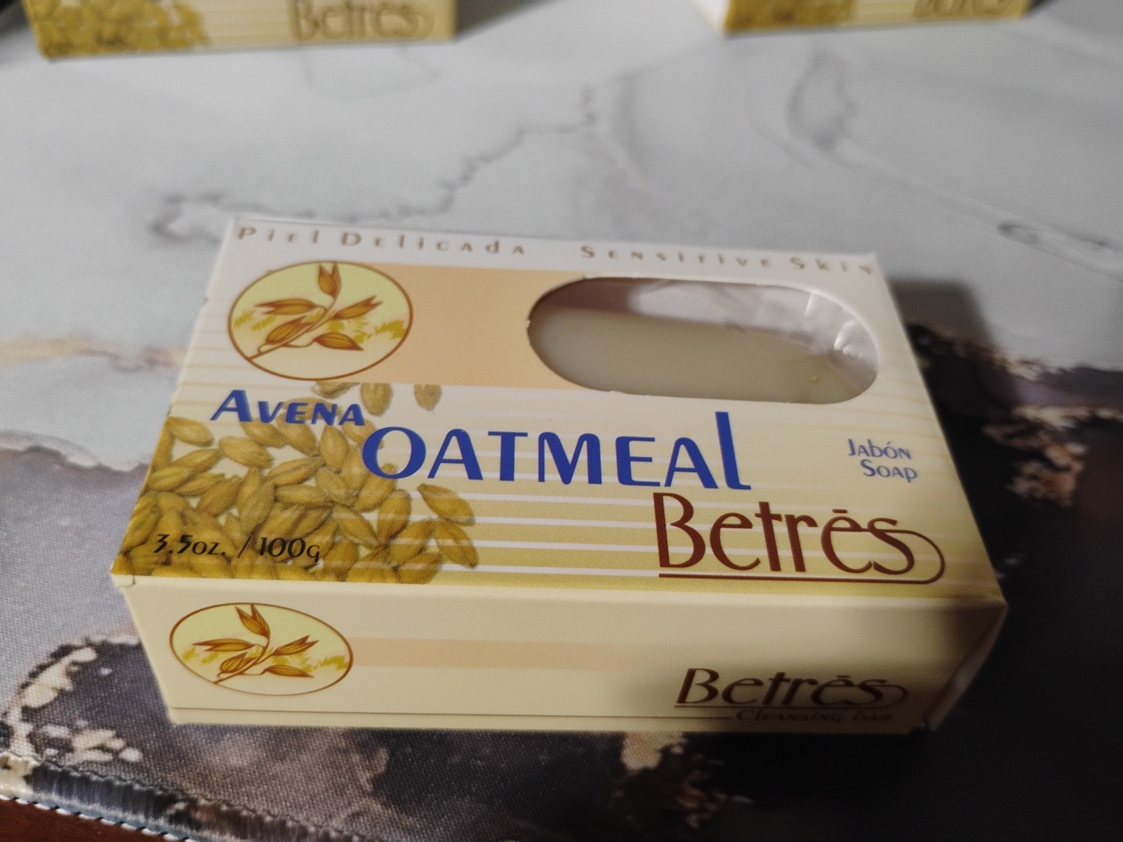 Avena Betres,Oatmeal Jabon Soap 3.50 oz Cleansing Bar ( 3 Pack )