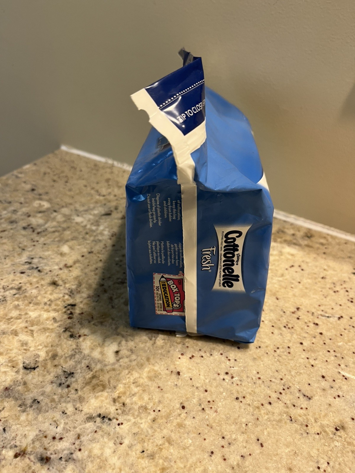 Cottonelle Flushable Wet Wipes 140 Count, ~ DISHEVELED PACKS ~ UNOPENED 2007