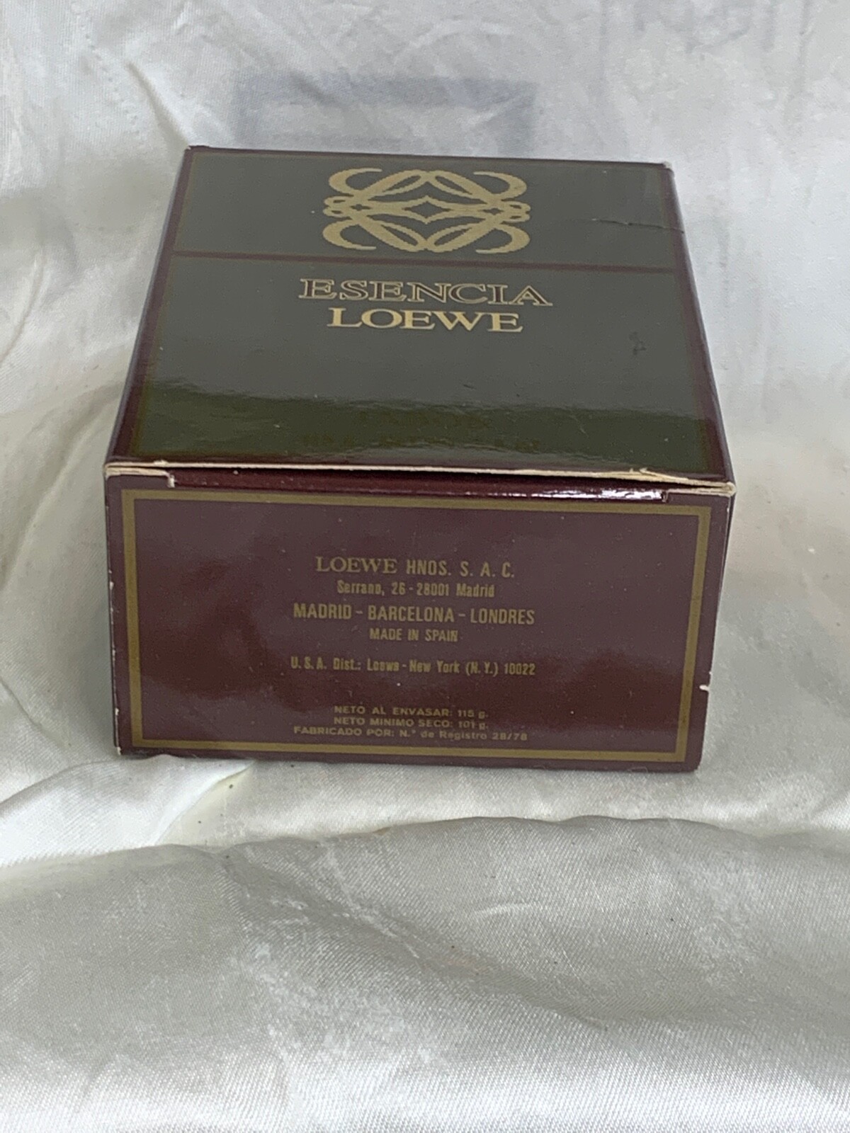 Esencia Loewe 115g Soap (new with box)