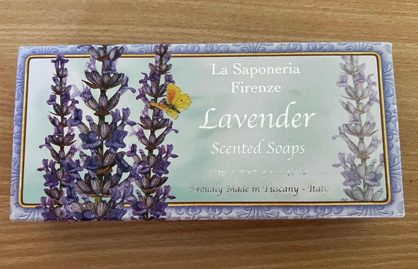 La Saponeria Firenze Tuscan Handmade Lavender Scent Soap in Box 3 X 4.40oz