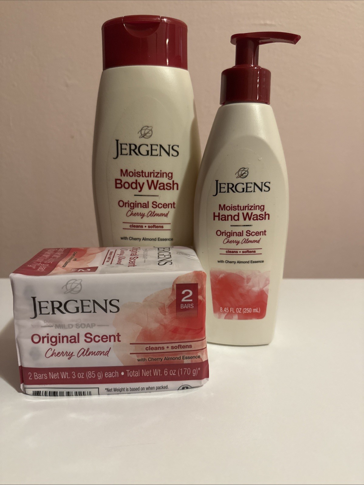 Jergens Cherry Almond Set. Body Wash 14 Oz Hand Wash 8.45 Oz 2 Bar Soap 3oz Ea