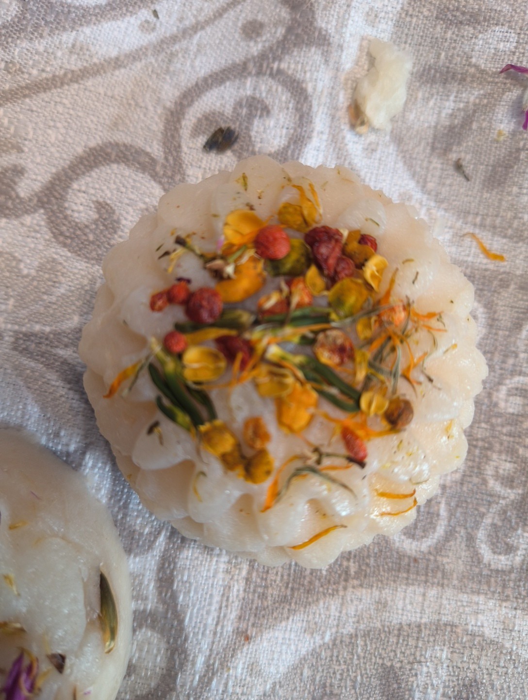 African Violet Shea Butter Flower Shaped Soap,Includes 4 Bars, Approx. 1.5 Oz