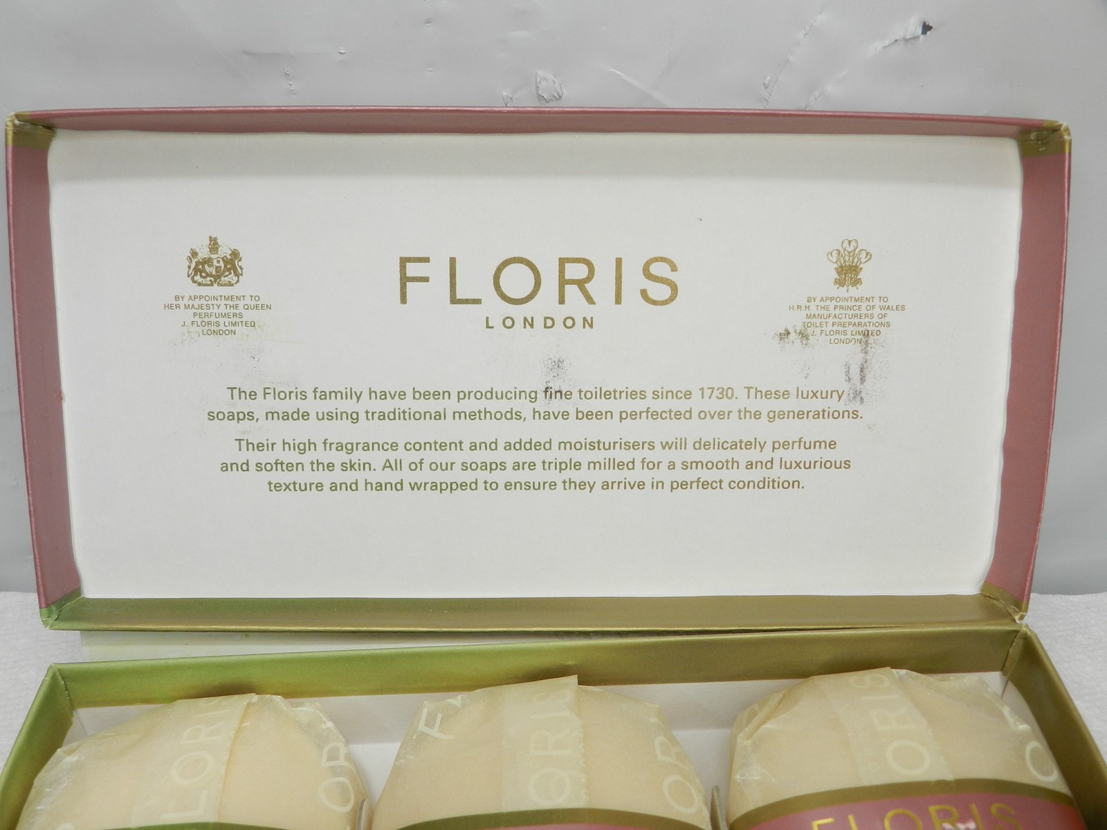 Floris London China Rose Bouquet Triple Milled Luxury Hand Soap 3 x 2.64 oz N60J