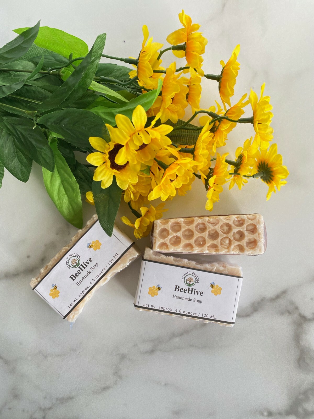 BeeHive Soap Vegan Lot of 4-4 oz handcrafted all natural made with Raw Honey 