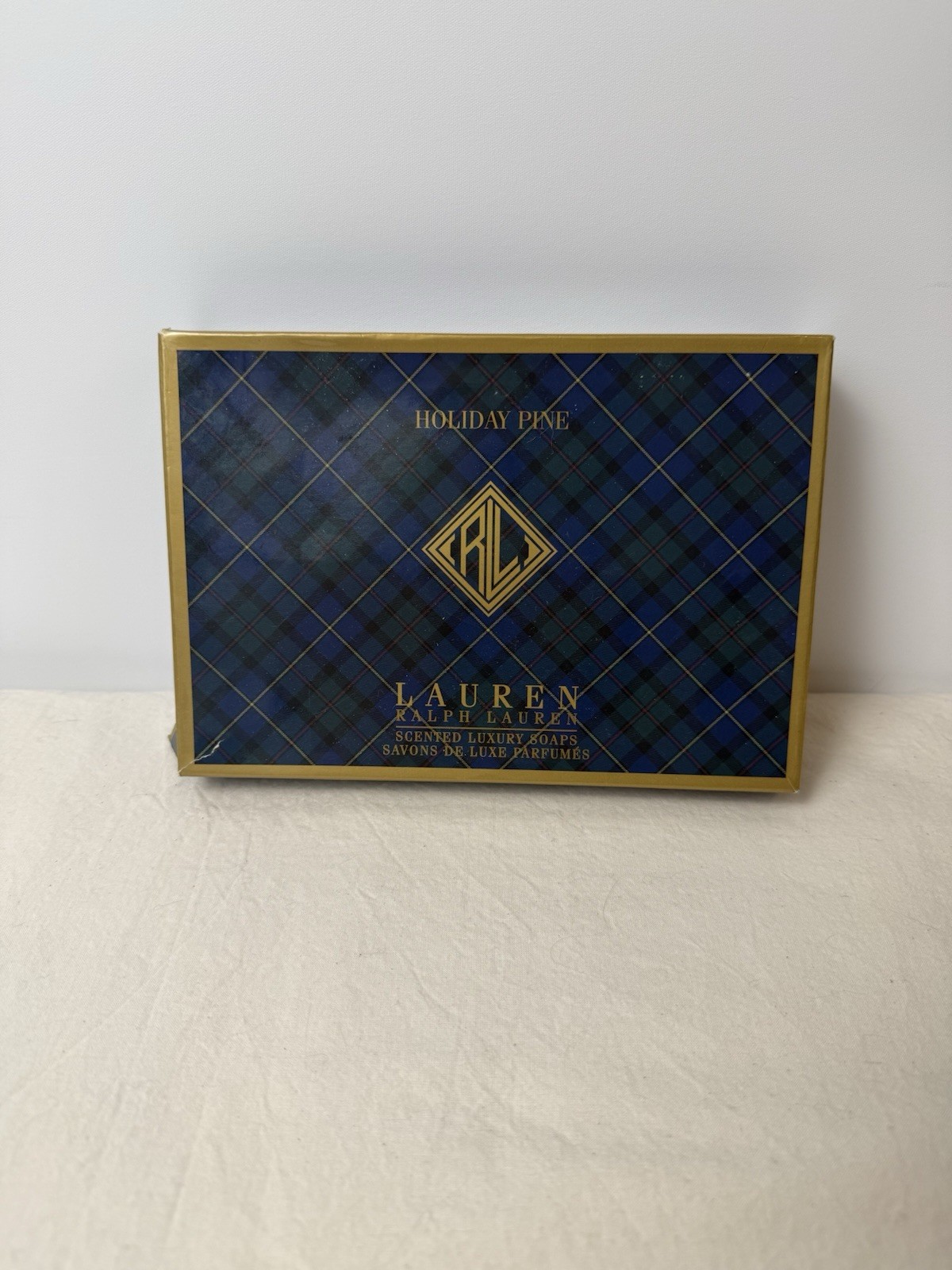 Lauren Ralph Lauren Scented Luxury Soaps ‘HOLIDAY PINE’ (6) FACTORY SEALED SOAPS