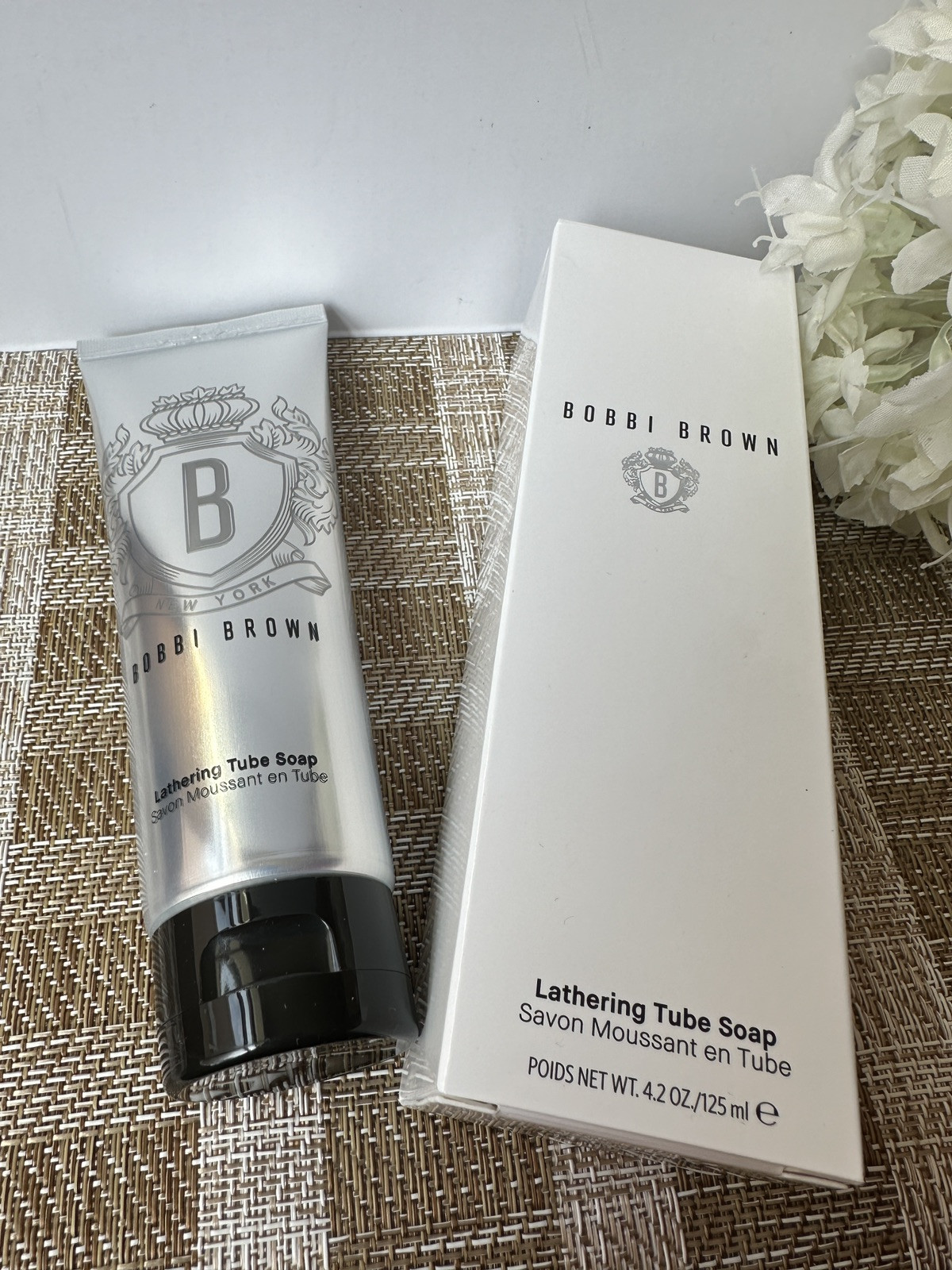 Bobbi Brown Lathering Tube Soap 4.2 Oz 125 mL Full Size Face Cleanser NIB